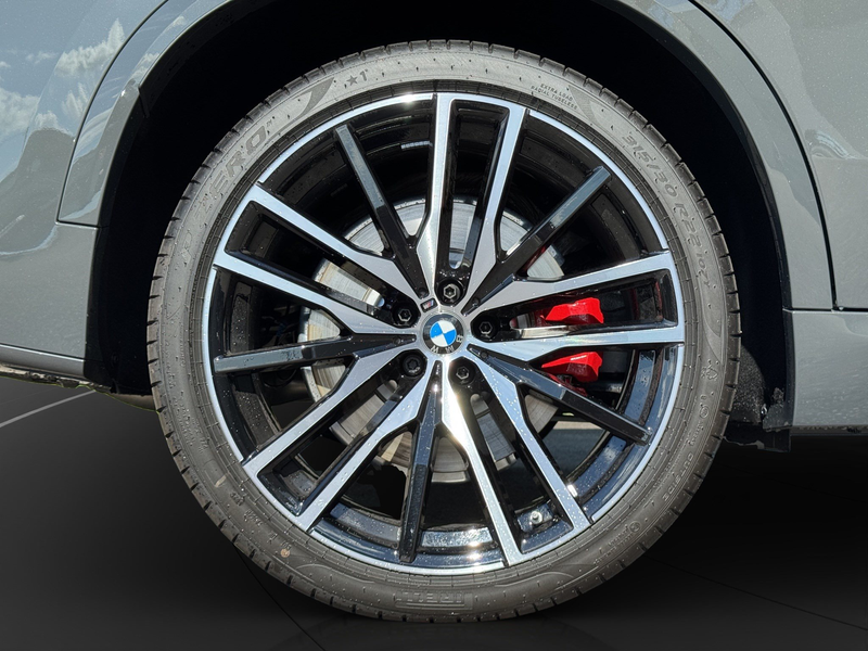 BMW X5 xDrive50e M Sportpaket B&W Surround DAB LED — photo 11