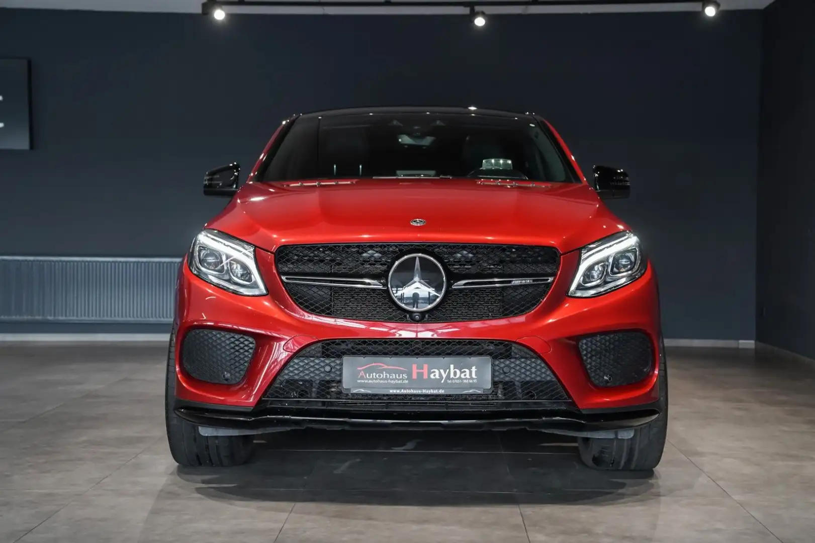 Mercedes-Benz GLE 43 AMG Harmank-Pano-Night-StandHZG-360°-HuD crvena - 2