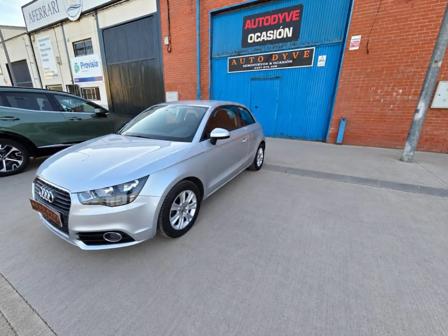 Audi A1 1.2 TFSI Attraction Gris - 2
