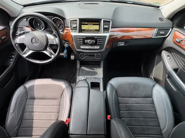 Mercedes-Benz M Class view 9
