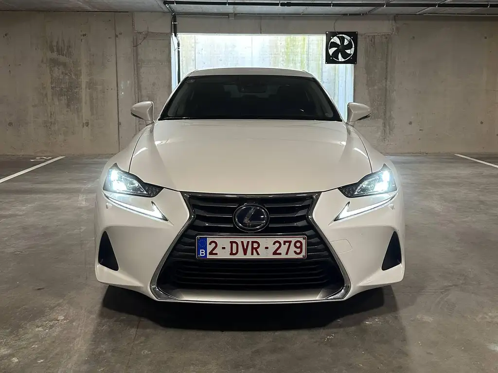 Lexus IS 300 2019 из Европы — купить под ключ