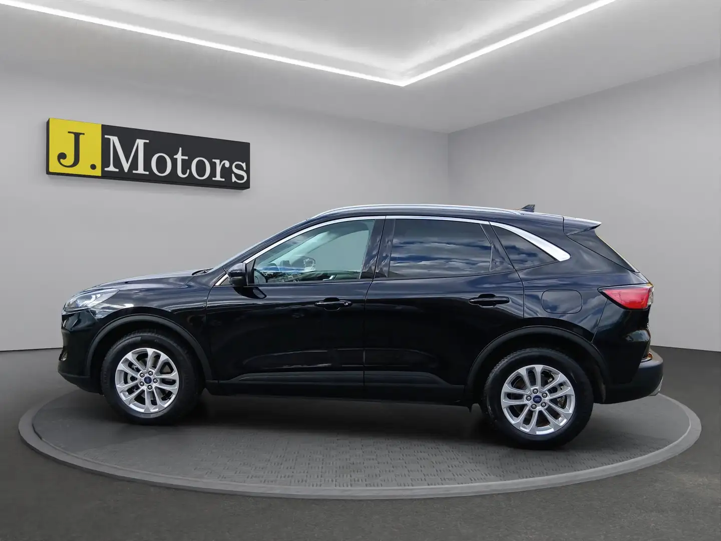 Ford Kuga 2.0 ECOBLUE Titanium 2wd 120cv automatica Schwarz - 2