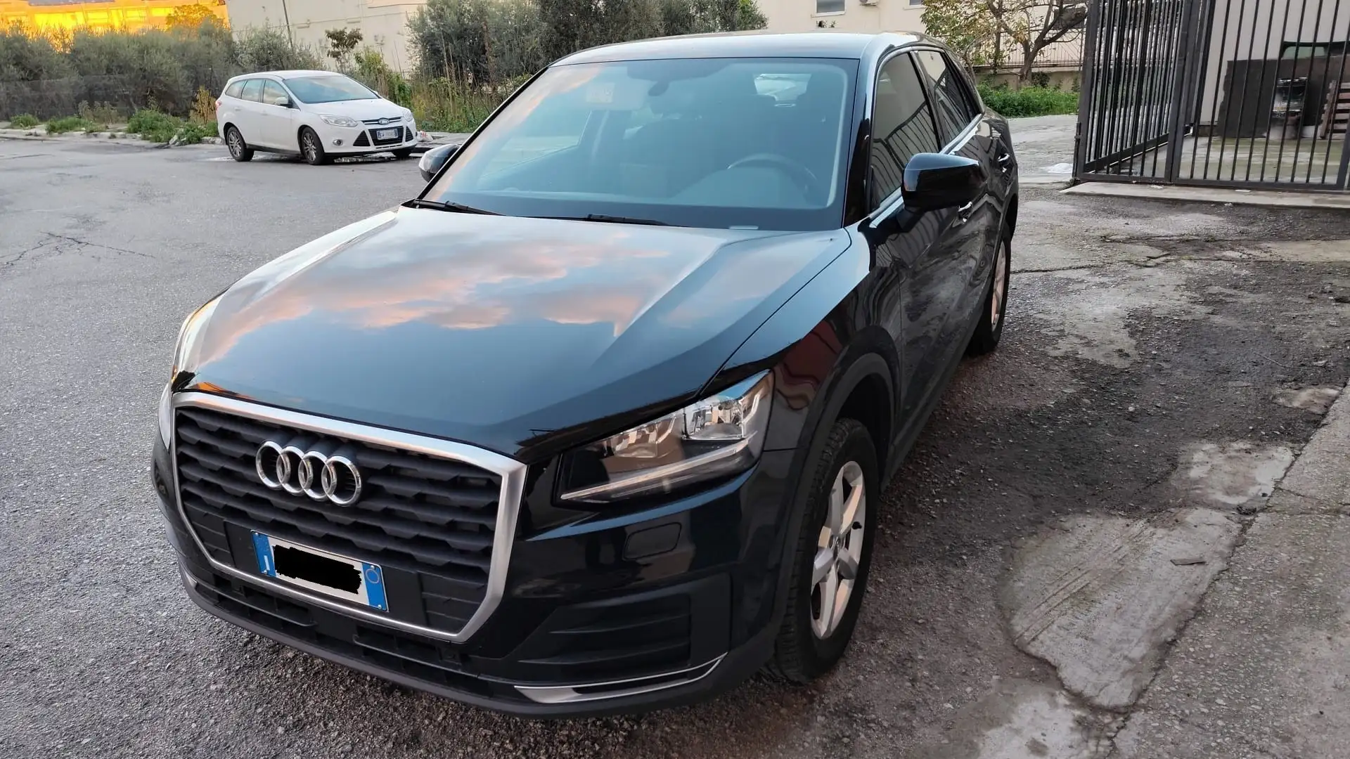 Audi Q2 1.6 tdi Business - 2