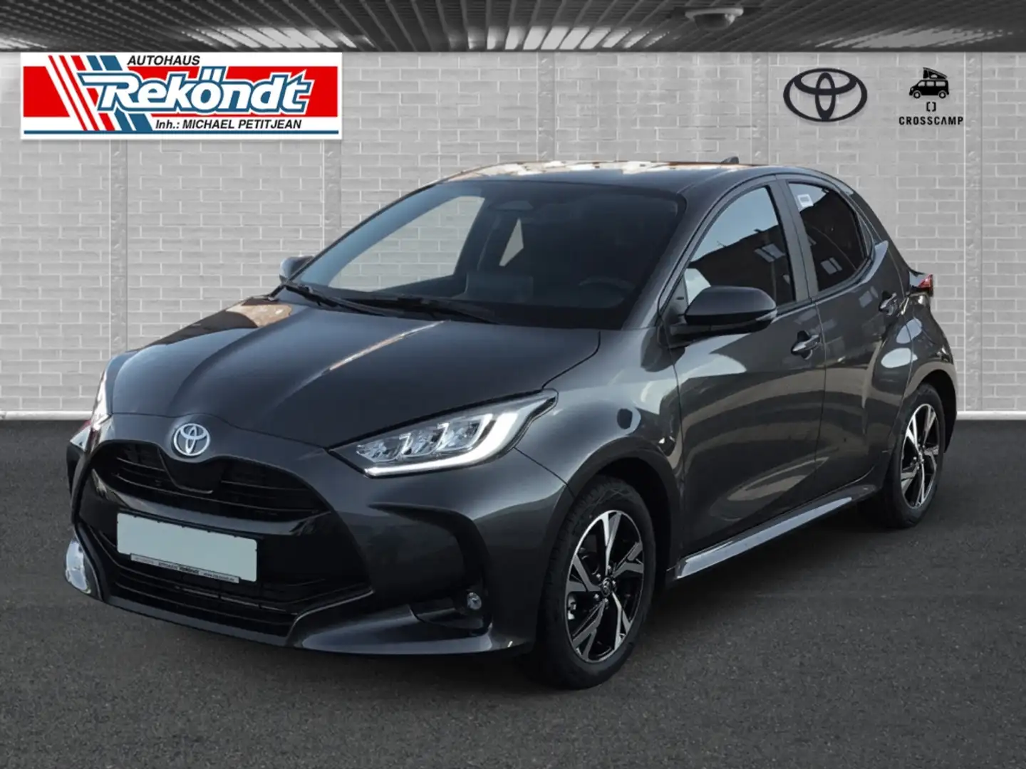 Toyota Yaris 1.5 Hybrid Team Deutschland ACC RFK SHZ LHZ KLIMA Šedá - 1