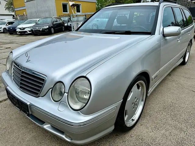 Mercedes-Benz E 55 AMG E 55 T AMG * LPG-Gas * 18"LM * Service NEU * SZH
