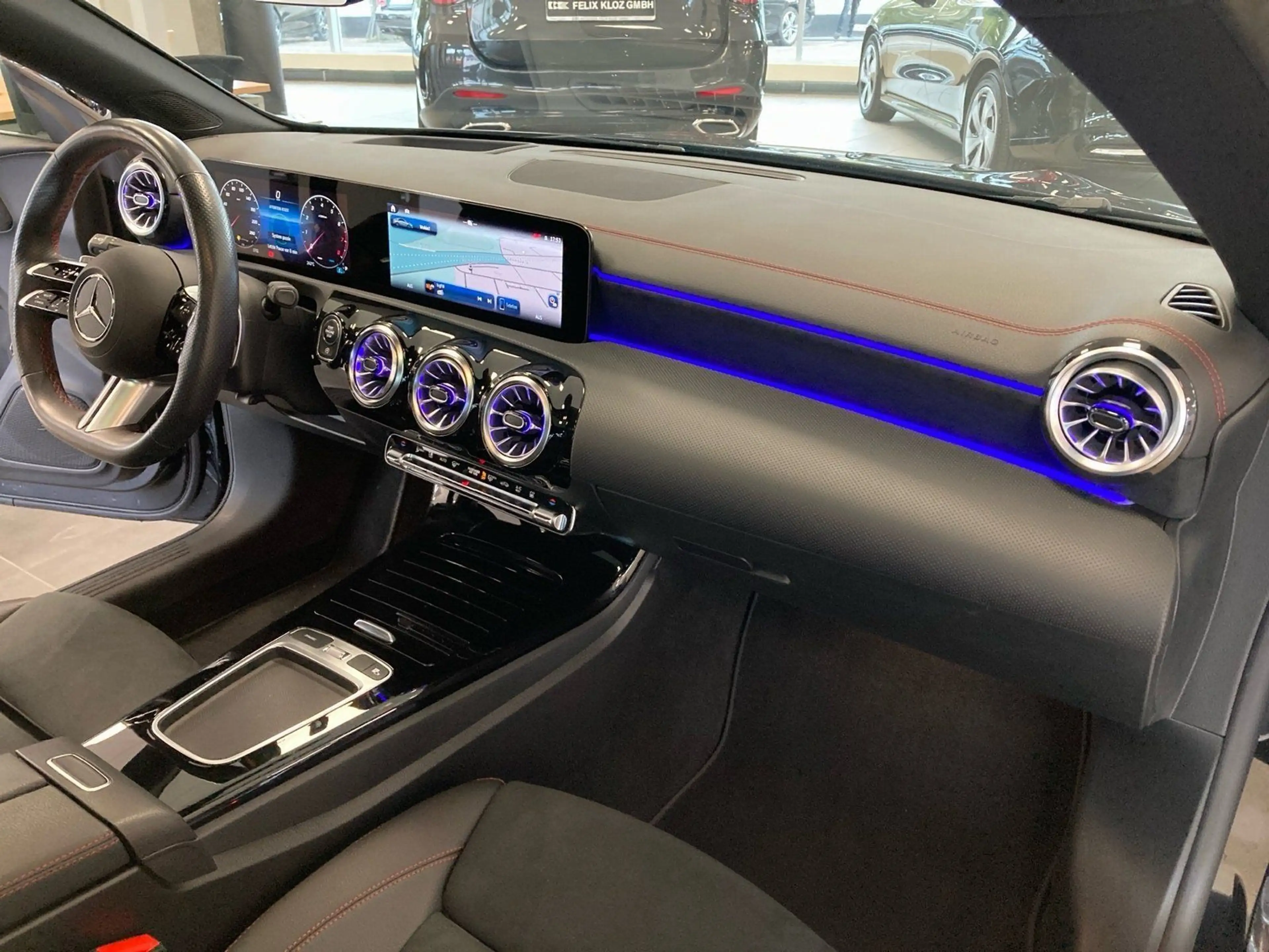 Mercedes-Benz CLA 180 AMG Plus*Pano*HUD*360°*MBeam*AHK*Totwink — photo 14