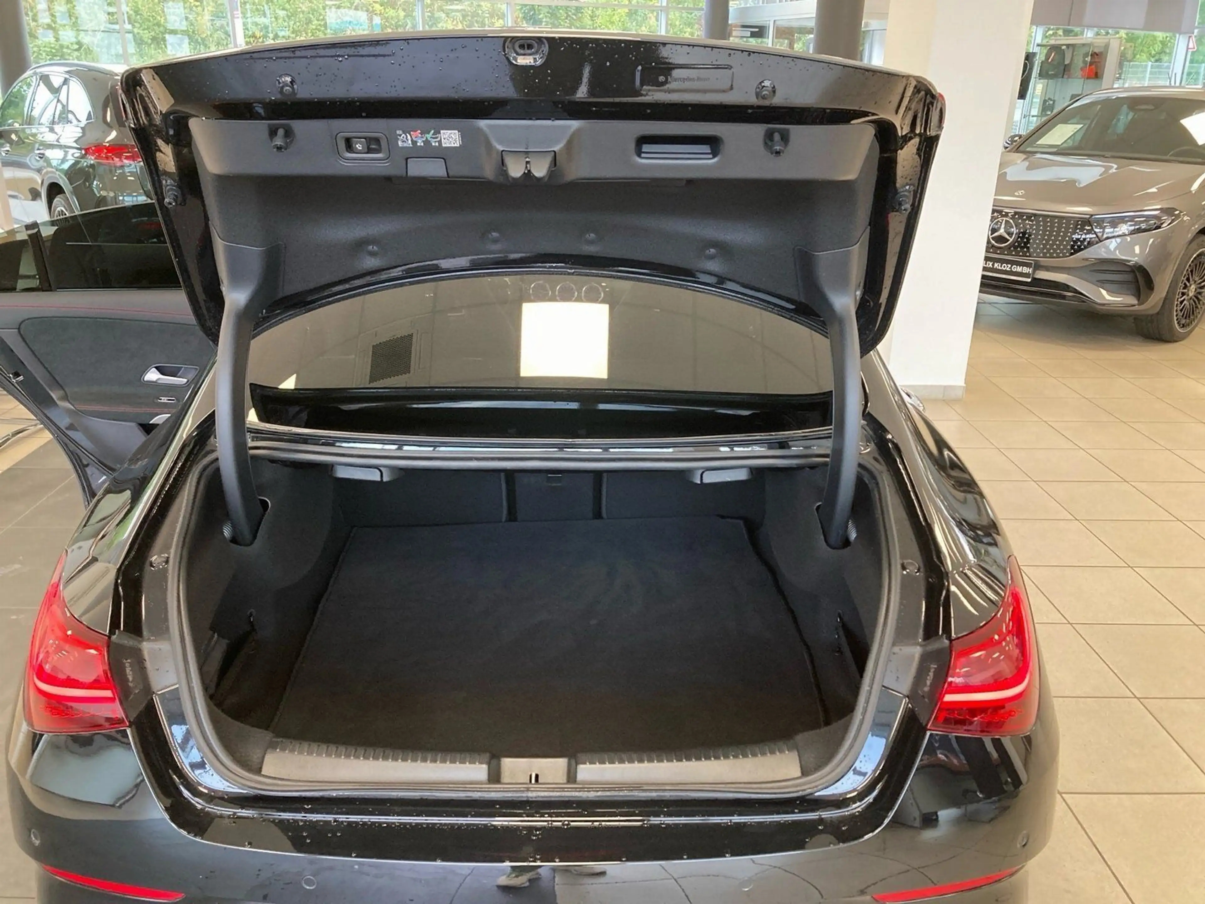 Mercedes-Benz CLA 180 AMG Plus*Pano*HUD*360°*MBeam*AHK*Totwink — photo 12