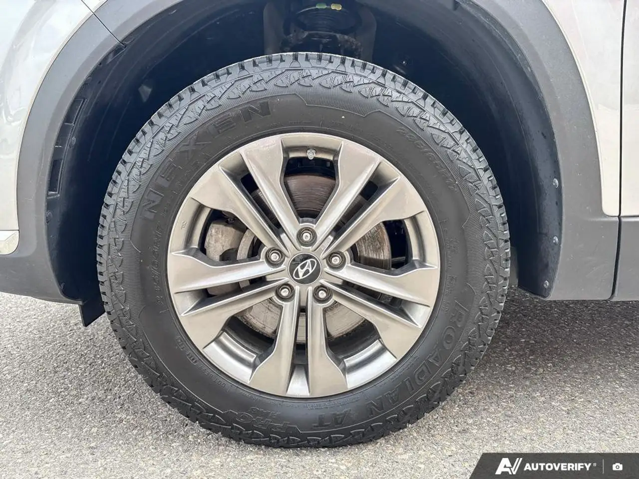 Hyundai SANTA FE снимка Hyundai SANTA FE