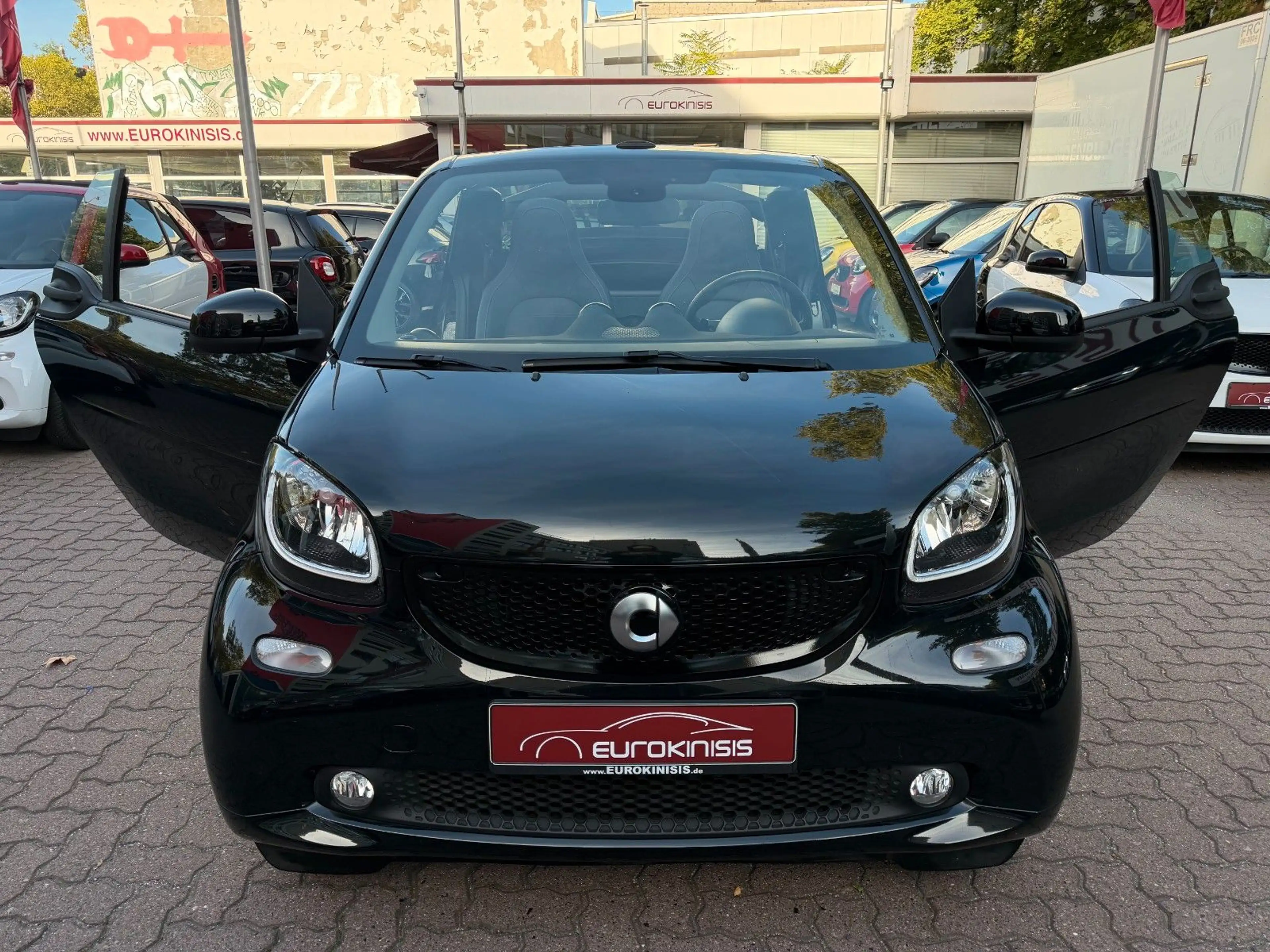 smart forTwo fortwo cabrio 66kW DCT prime SPORT*SHZ*NAVI*KAM* — photo 24