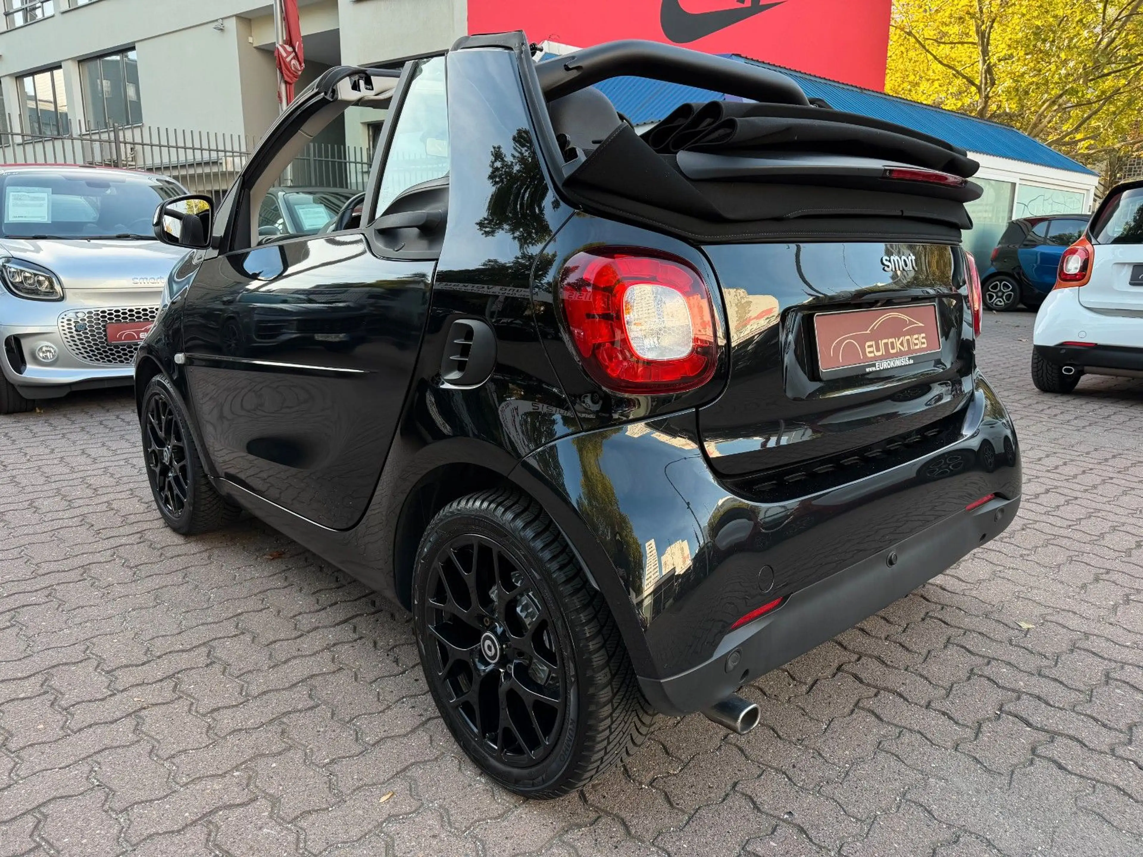 smart forTwo fortwo cabrio 66kW DCT prime SPORT*SHZ*NAVI*KAM* — photo 14