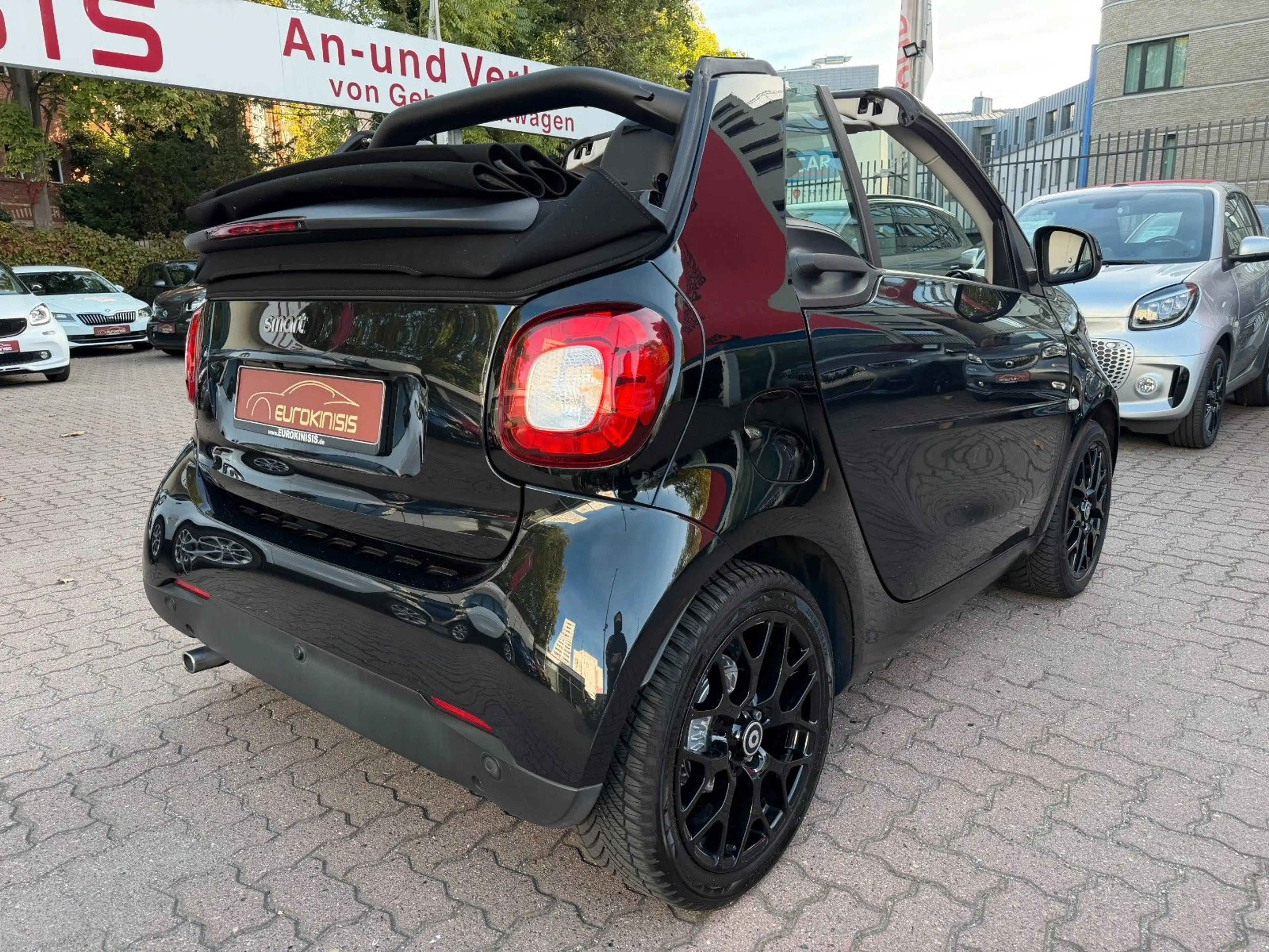 smart forTwo fortwo cabrio 66kW DCT prime SPORT*SHZ*NAVI*KAM* — photo 15