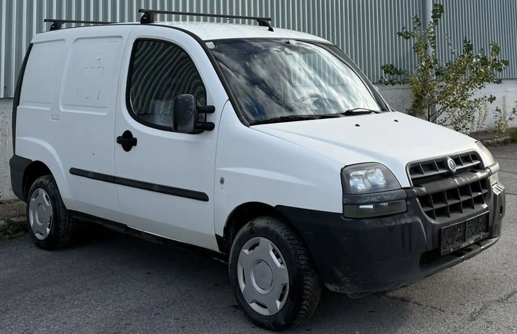 Fiat Doblo 1.9 JTD Kasten White - 2