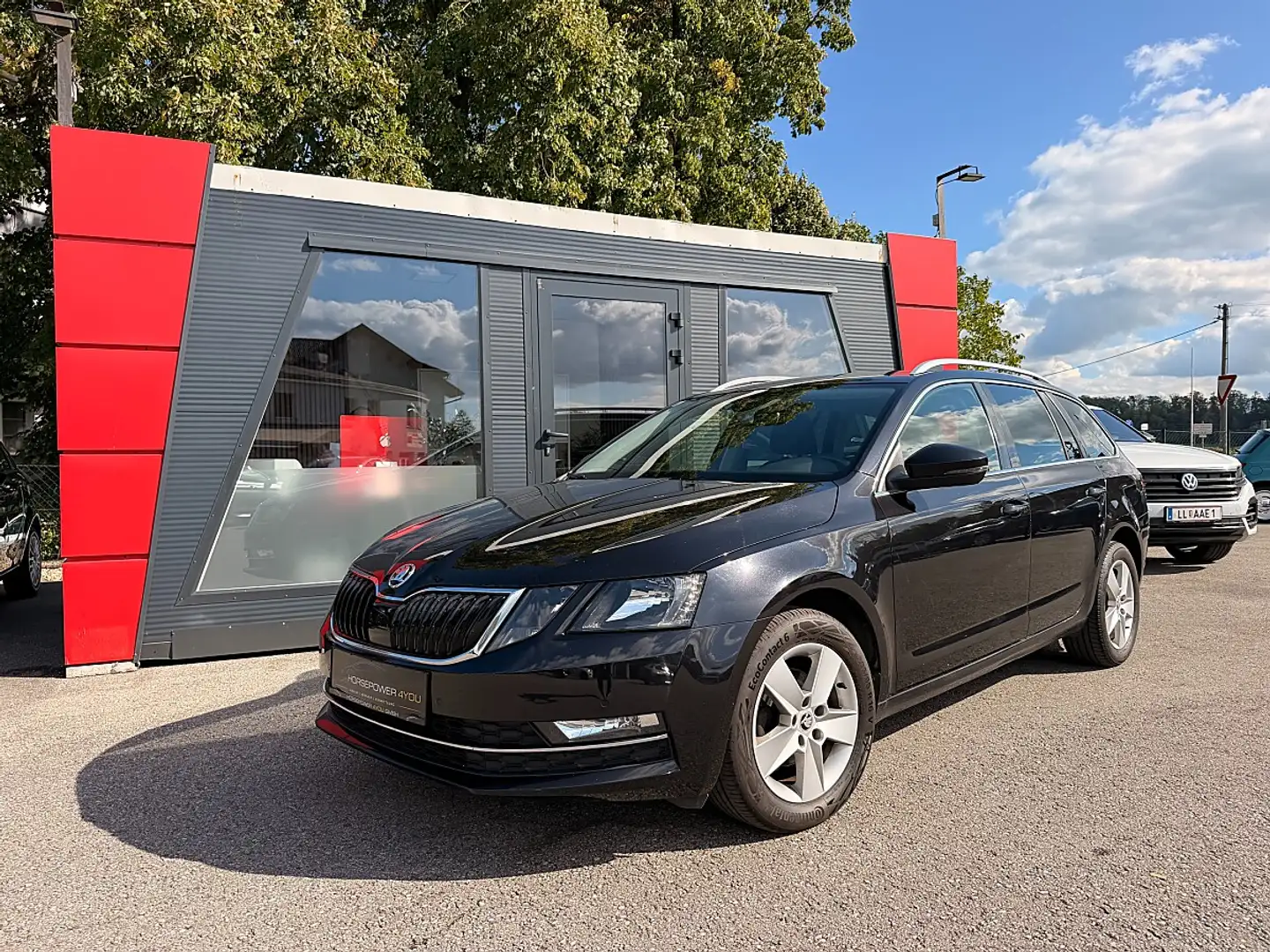 Skoda Octavia Combi 1,6 TDI Style Limited DSG/ACC/AHK/NAVI/SH... Schwarz - 2