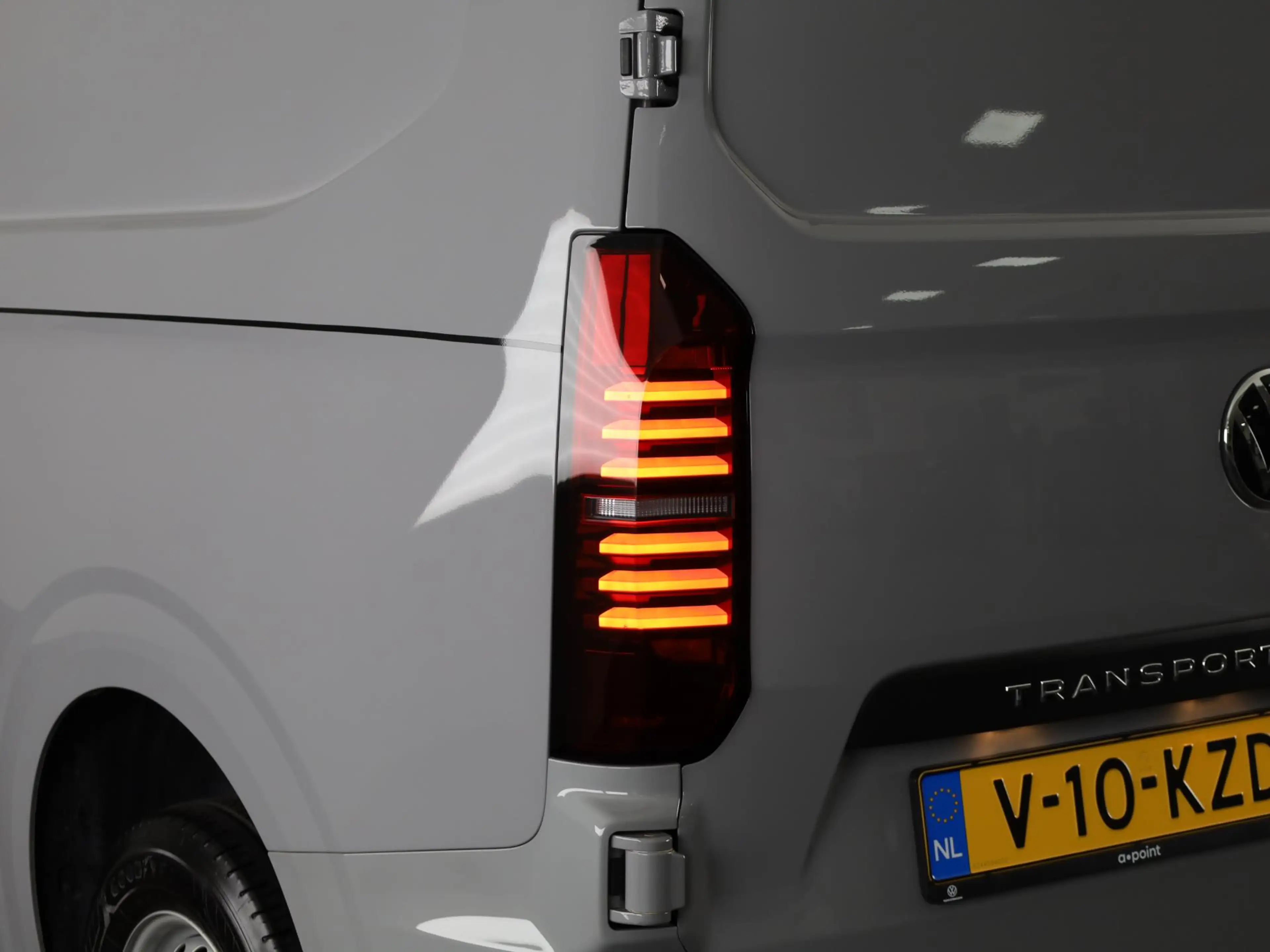 Volkswagen Transporter 2.0 TDI L2H1 30 110 PK | Verlengde garantie | Trek — photo 15