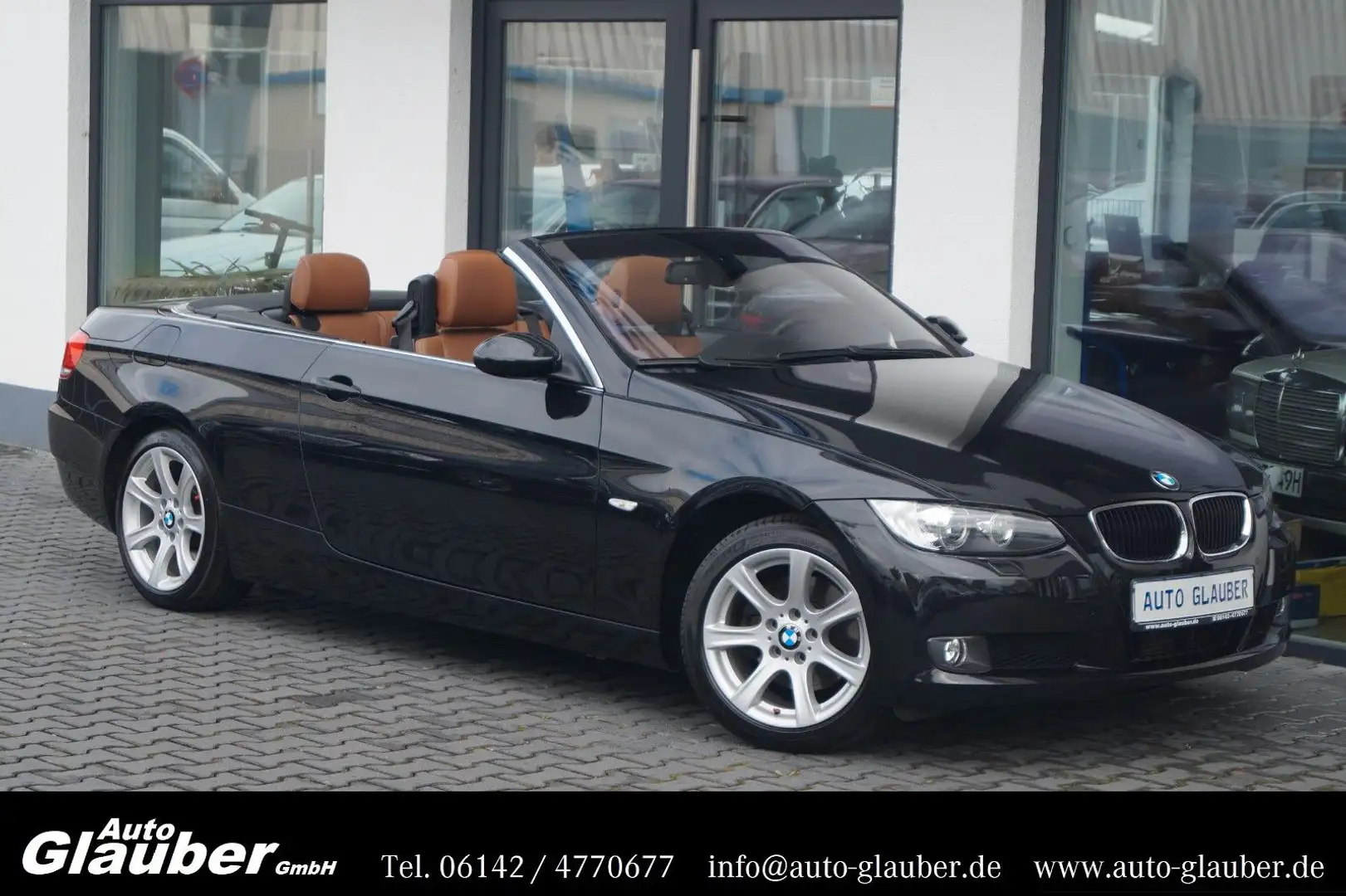 BMW 320 d Cabrio/Xenon/Navi/Leder/Keyless/PDC/1.Hand Schwarz - 1