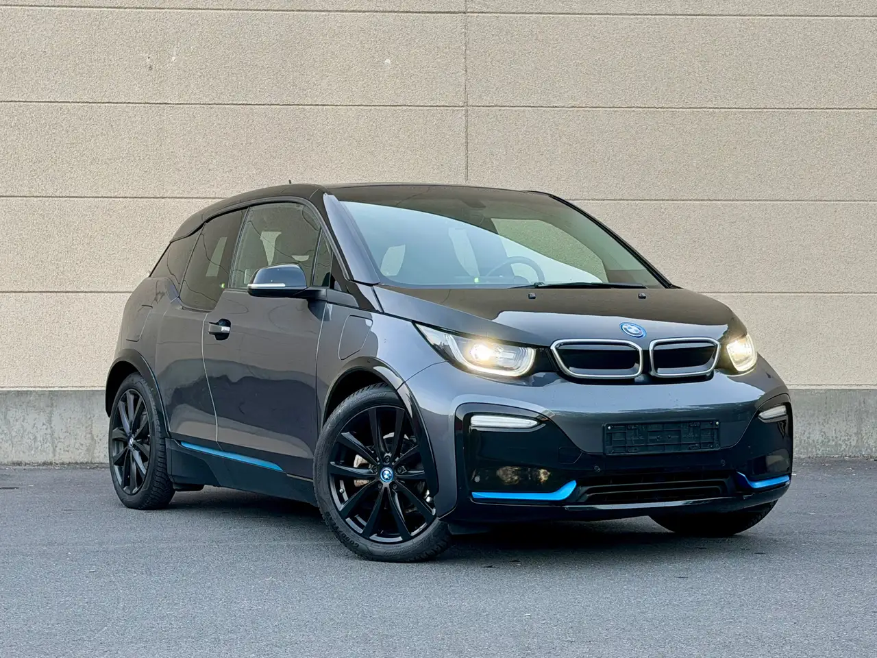 BMW i3