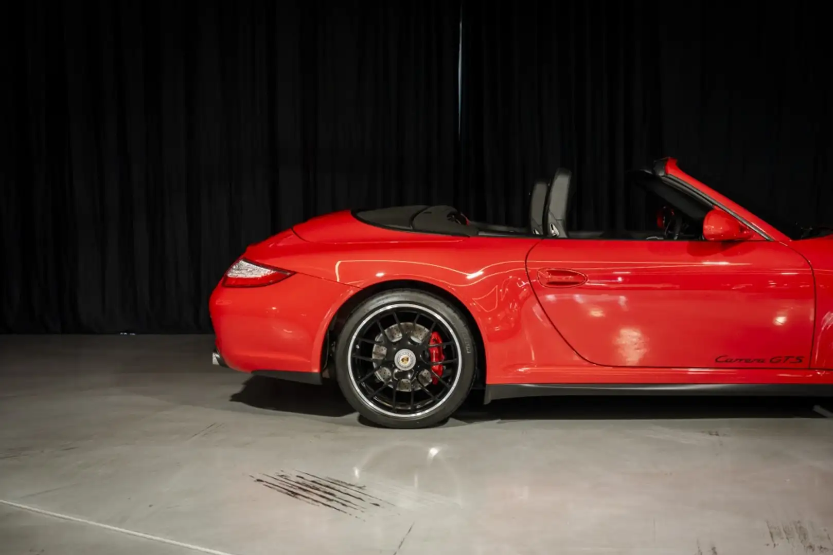 Porsche 911 Descapotable Automático de 2 Puertas Rojo - 1