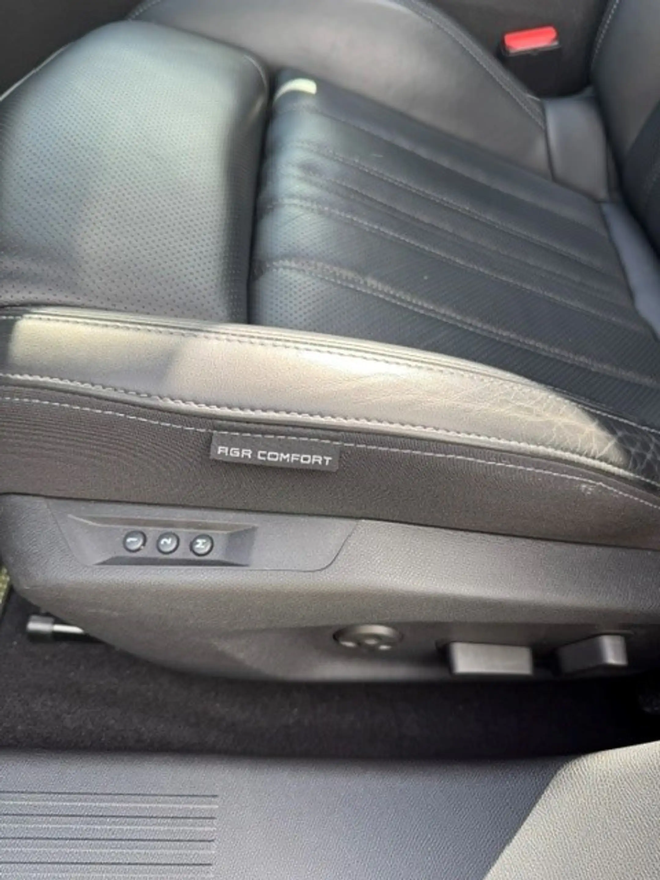 Peugeot 408 408 1.2 PureTech GT S — photo 12