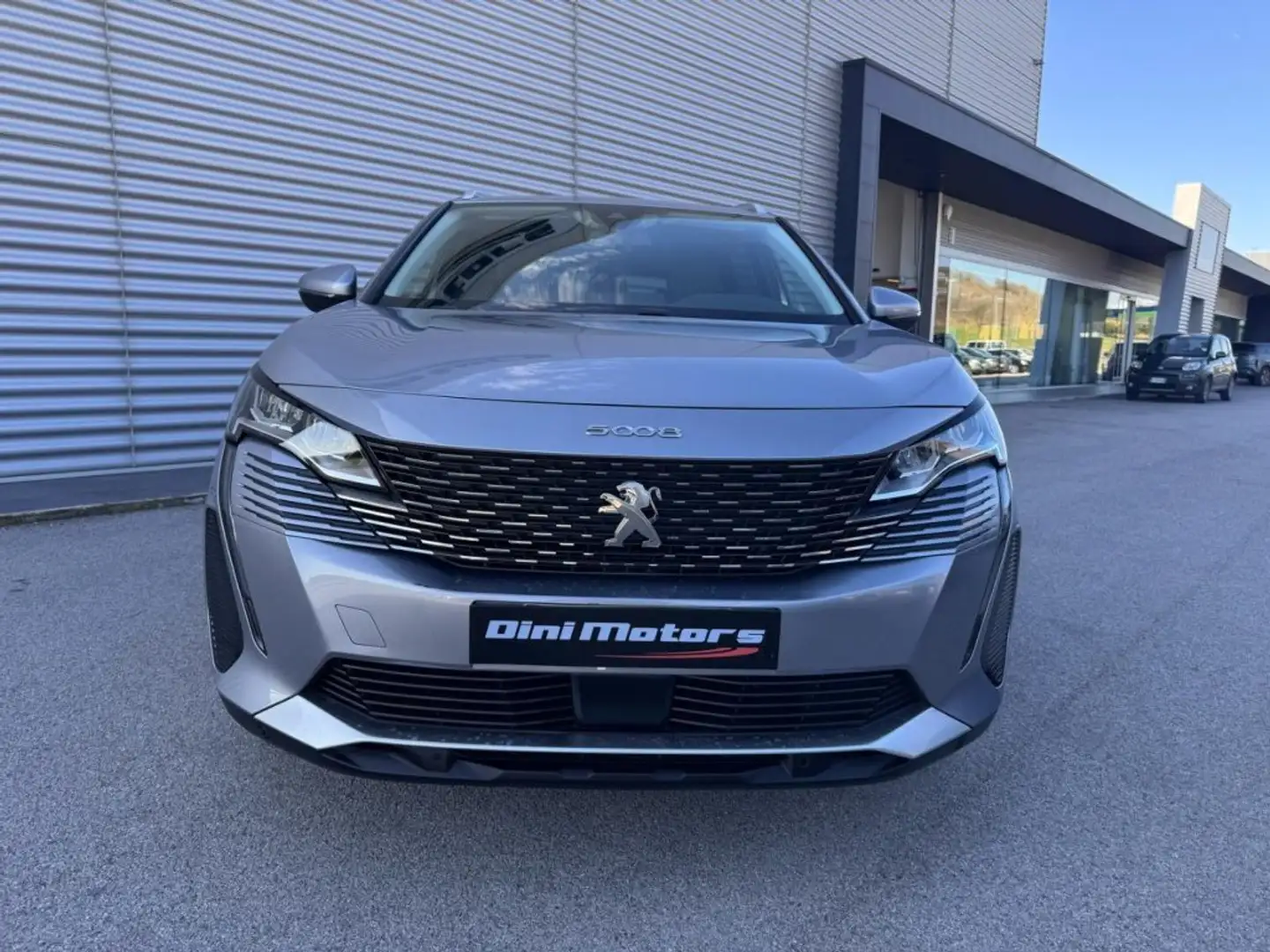 Peugeot 5008 130cv EAT8 ALLURE IVA ESPOSTA 7 POSTI automatica Grigio - 2