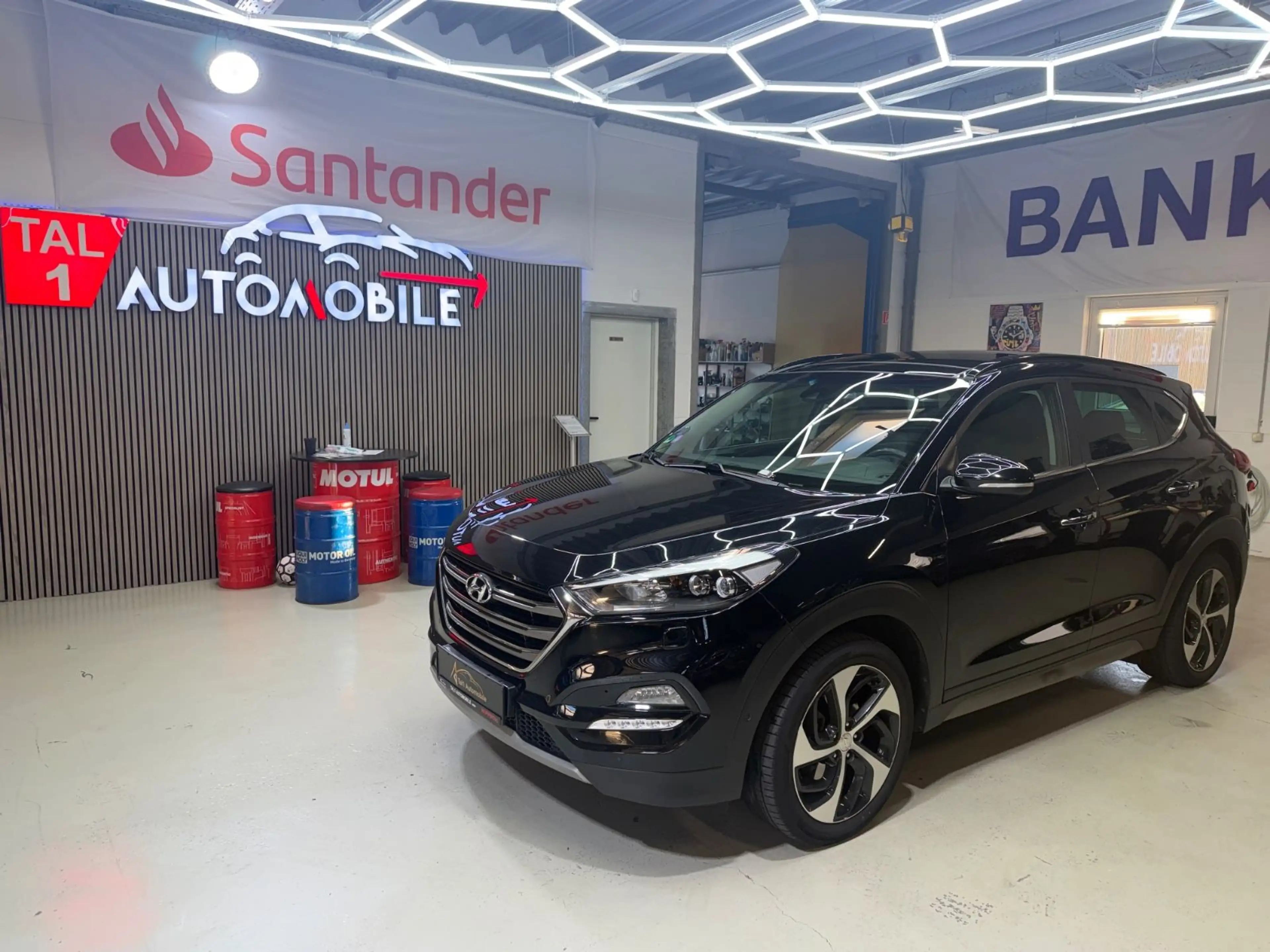 Hyundai TUCSON Premium 4WD Panorama LED Kamera AHK