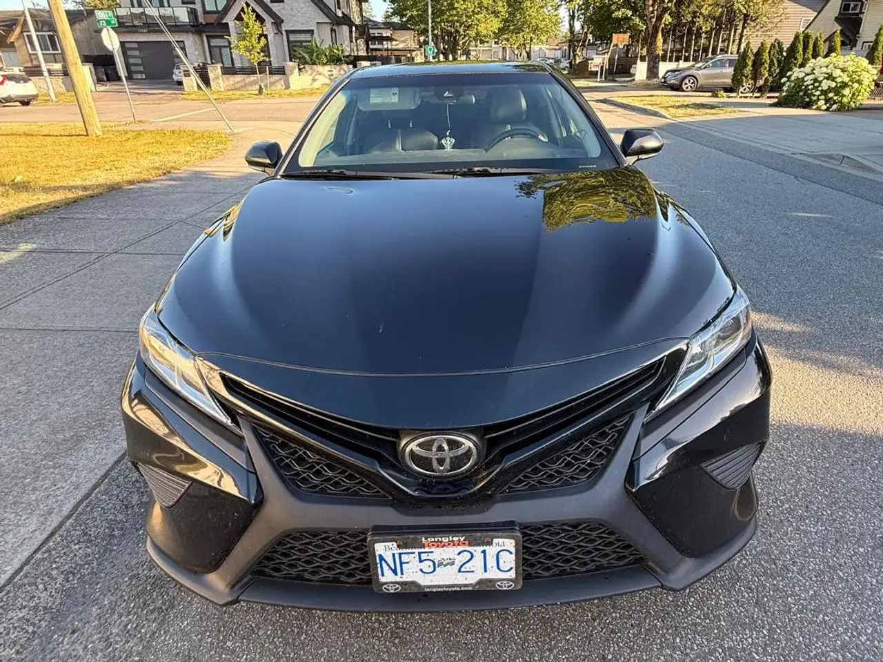 Toyota Camry photo Toyota Camry
