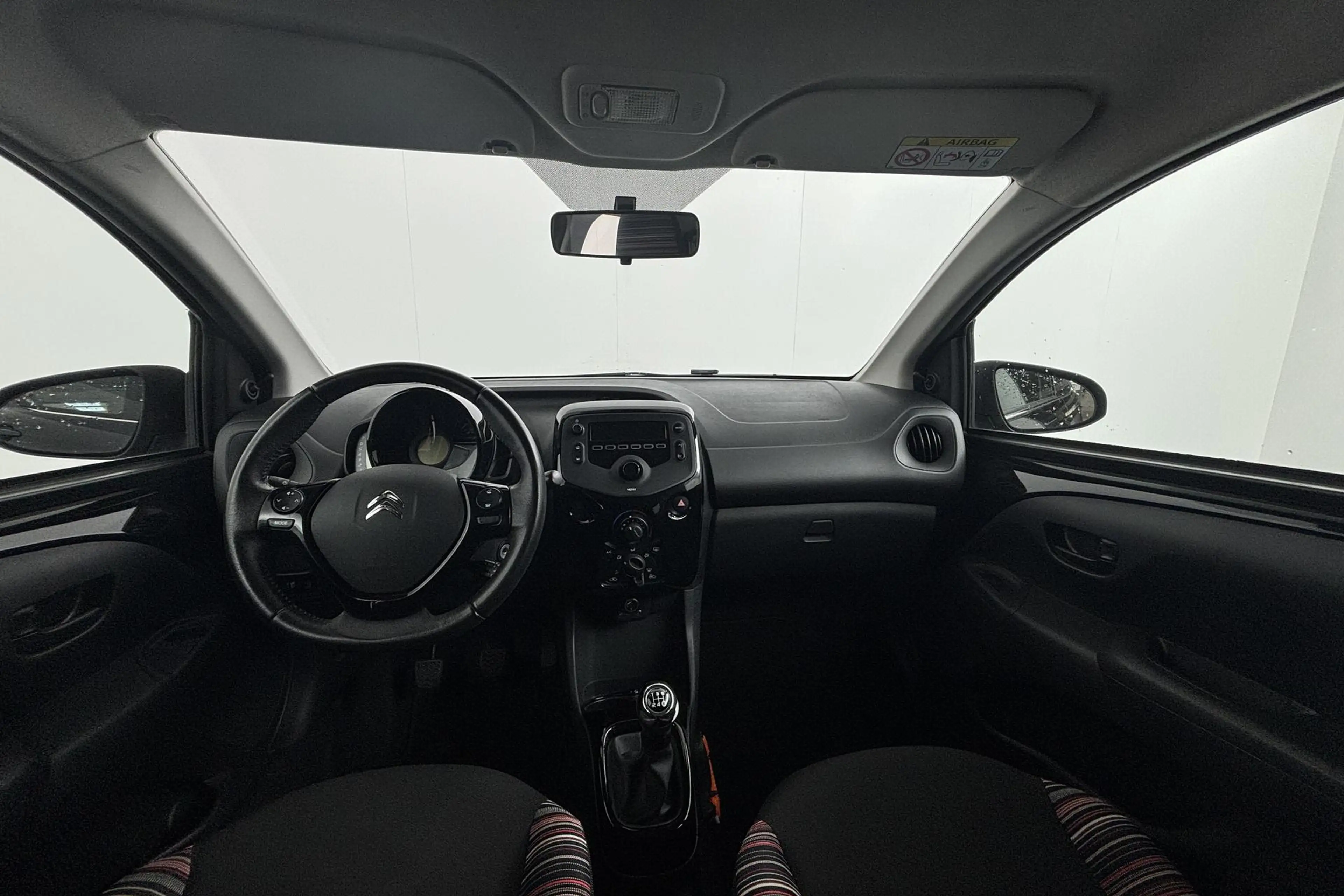 Citroen C1 1.0 VTi Feel Compact, zuinig en ideaal voor de sta — photo 2