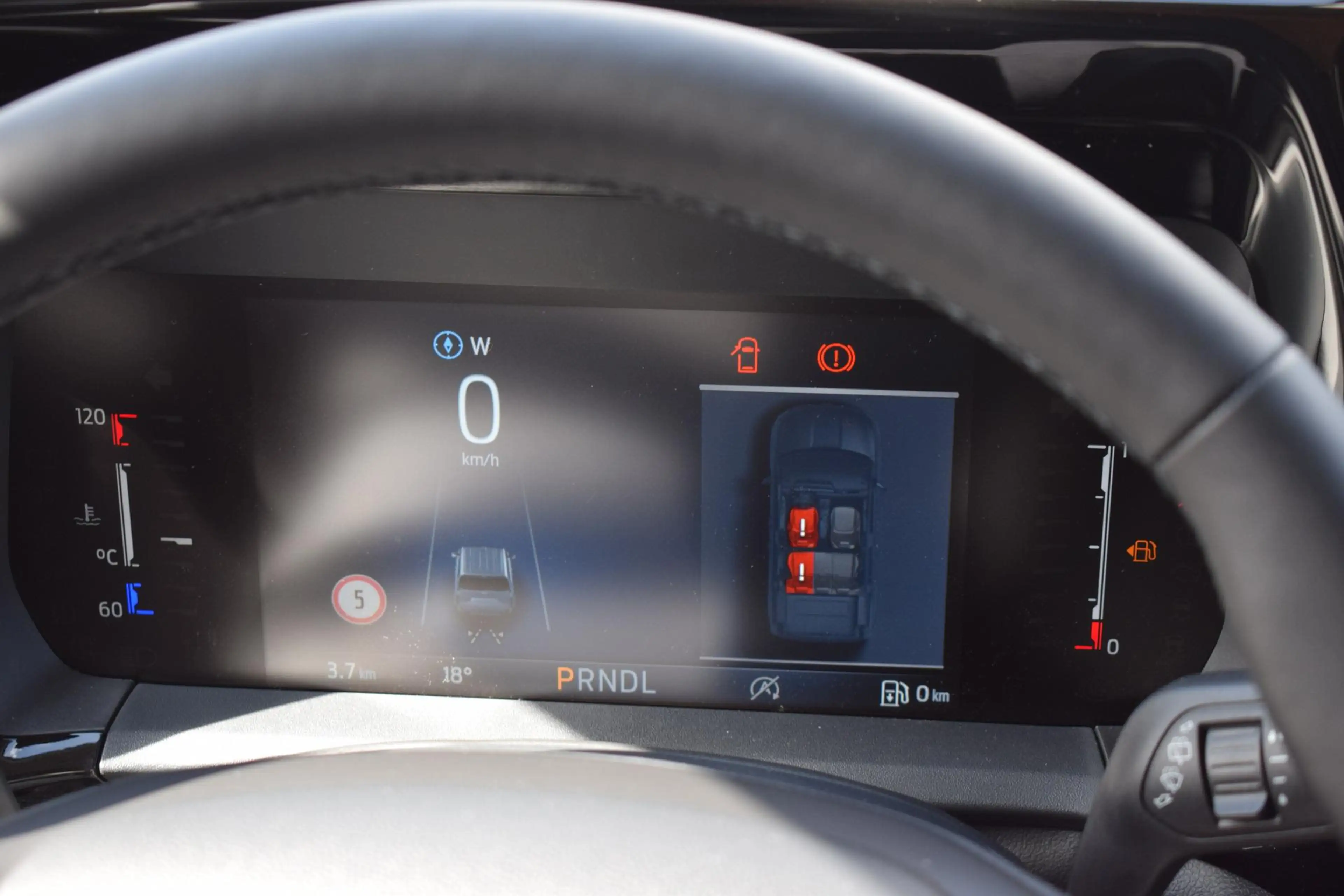 Ford Tourneo Courier Active ACC Kamera NAVI 5J. Garantie — photo 11