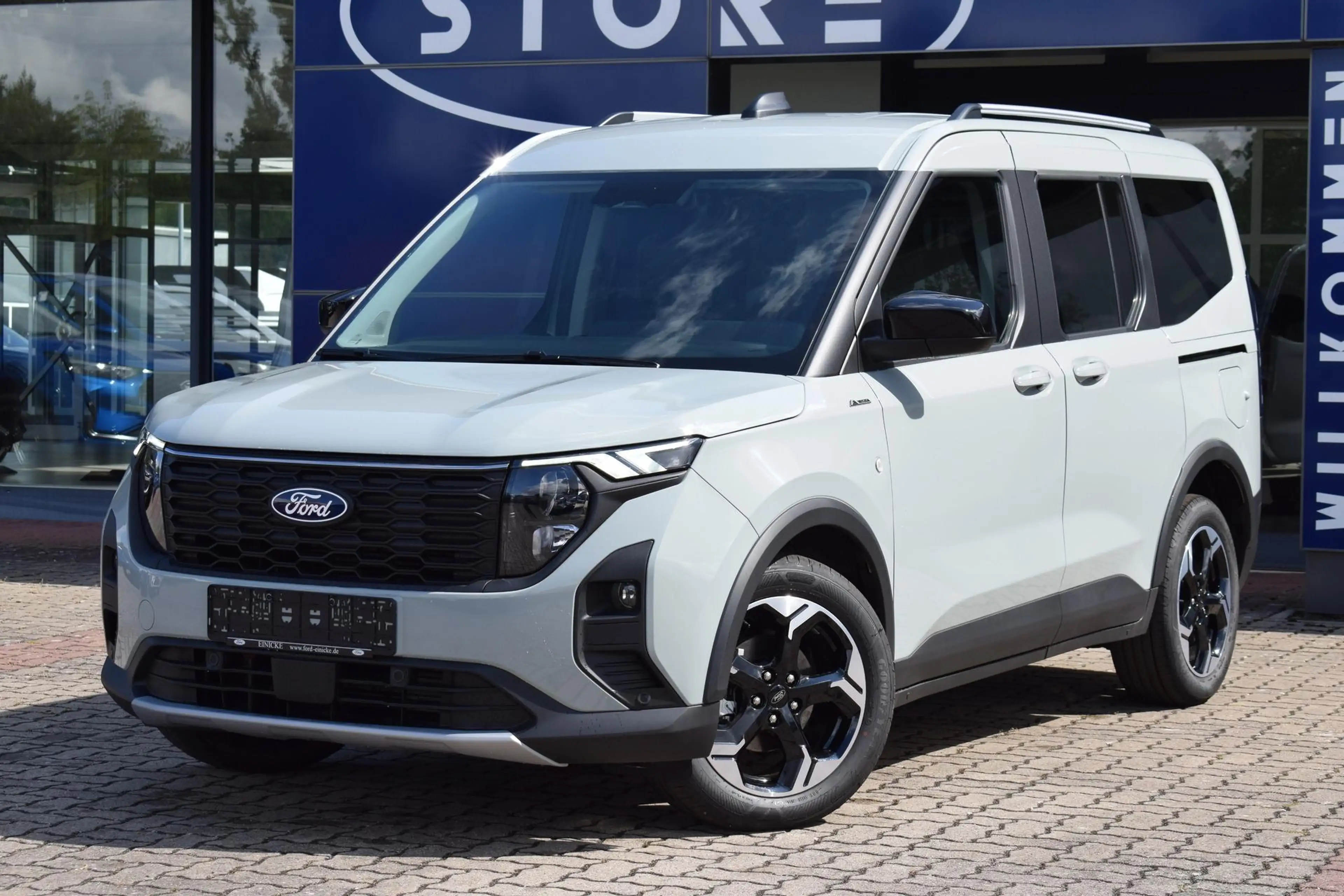 Ford Tourneo Courier Active ACC Kamera NAVI 5J. Garantie — photo 2
