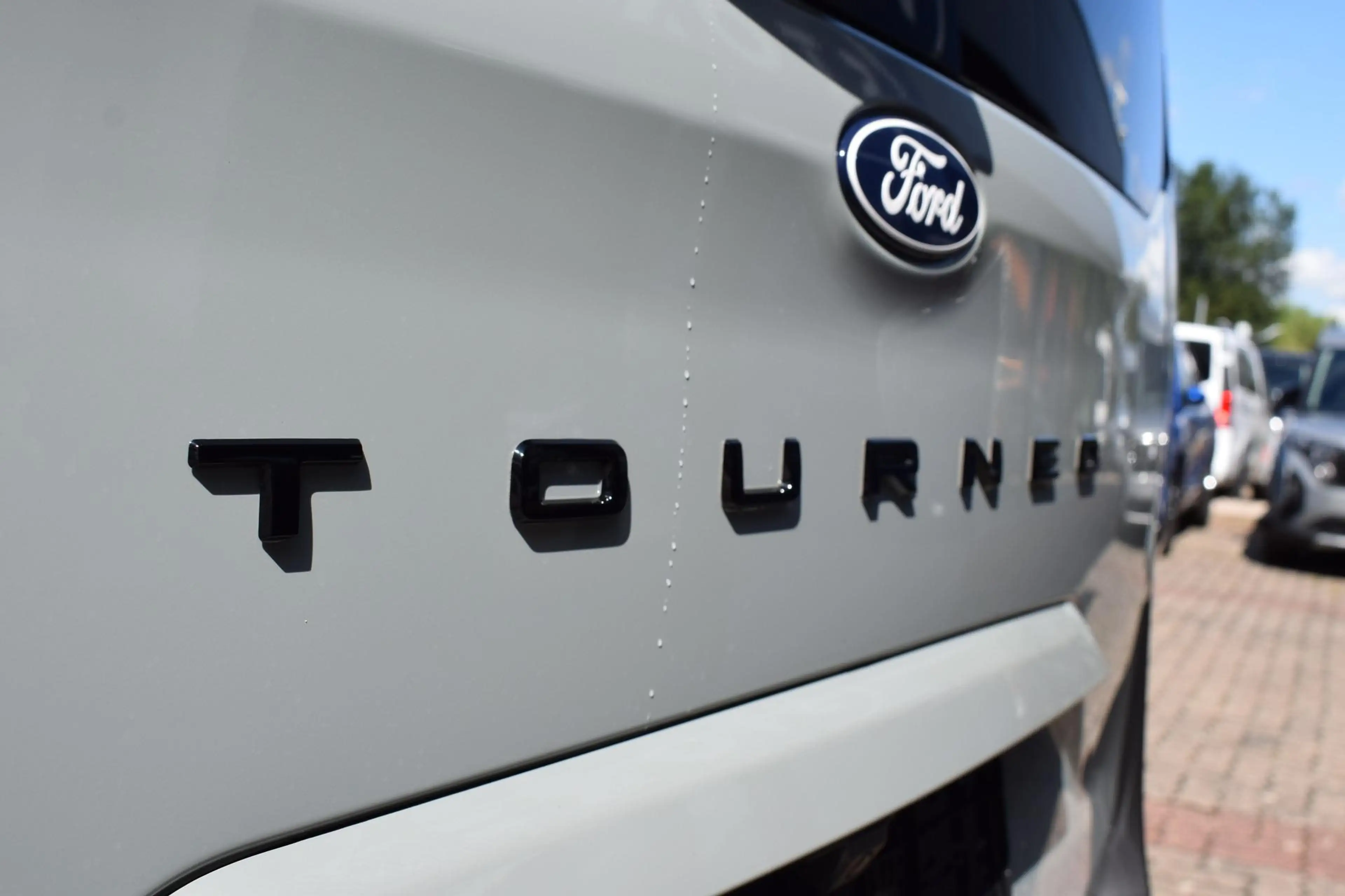 Ford Tourneo Courier Active ACC Kamera NAVI 5J. Garantie — photo 17