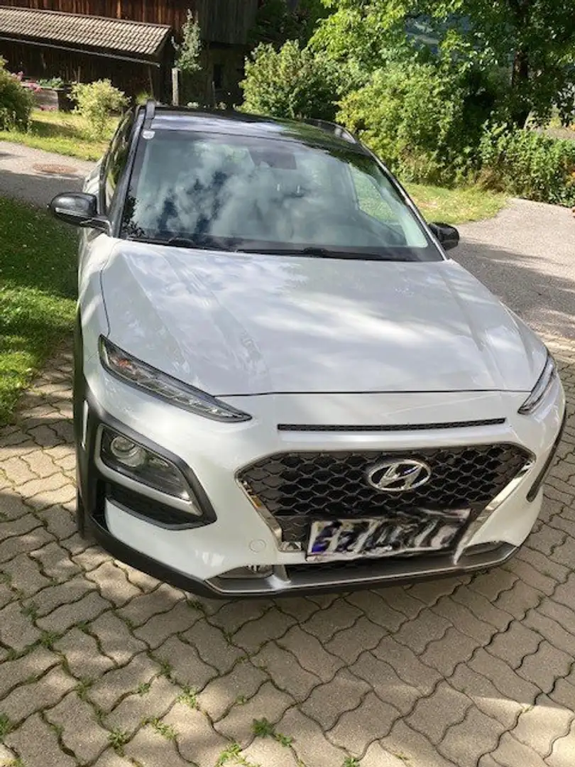 Hyundai KONA 1,0 T-GDi 2WD Level 5 Weiß - 1