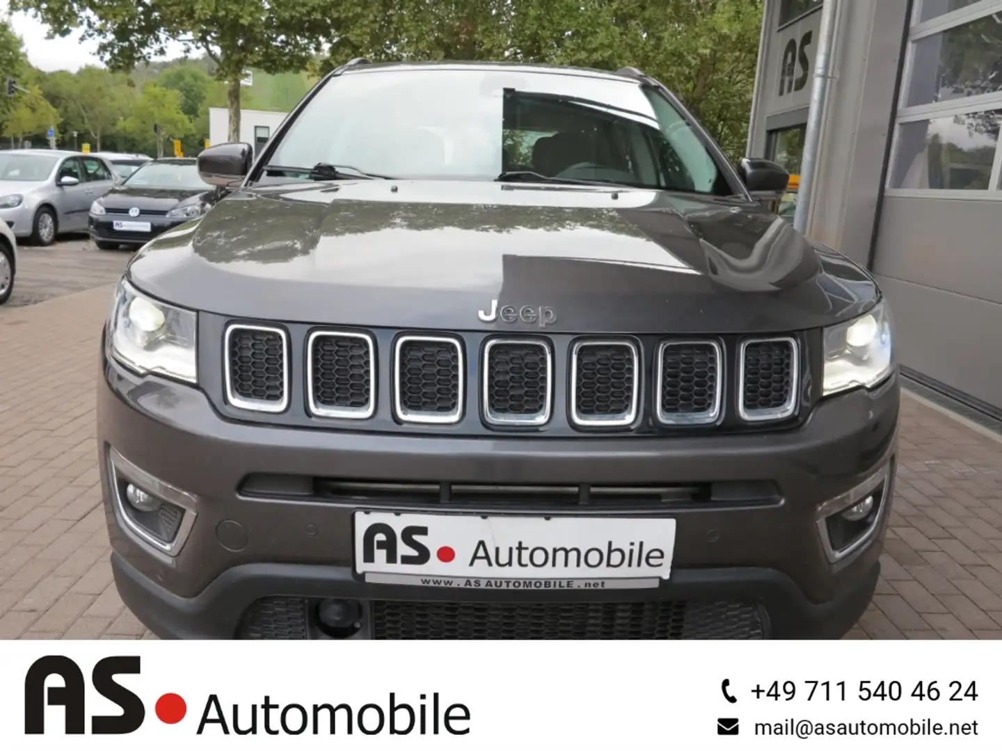 Jeep Compass Limited FWD 1.6d EU6 Navi*ACC*Bi-Xen*SHZ Grau - 2