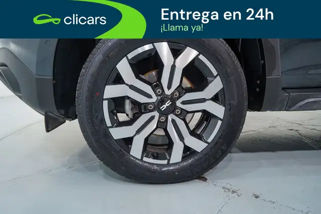 Dacia Duster view 11