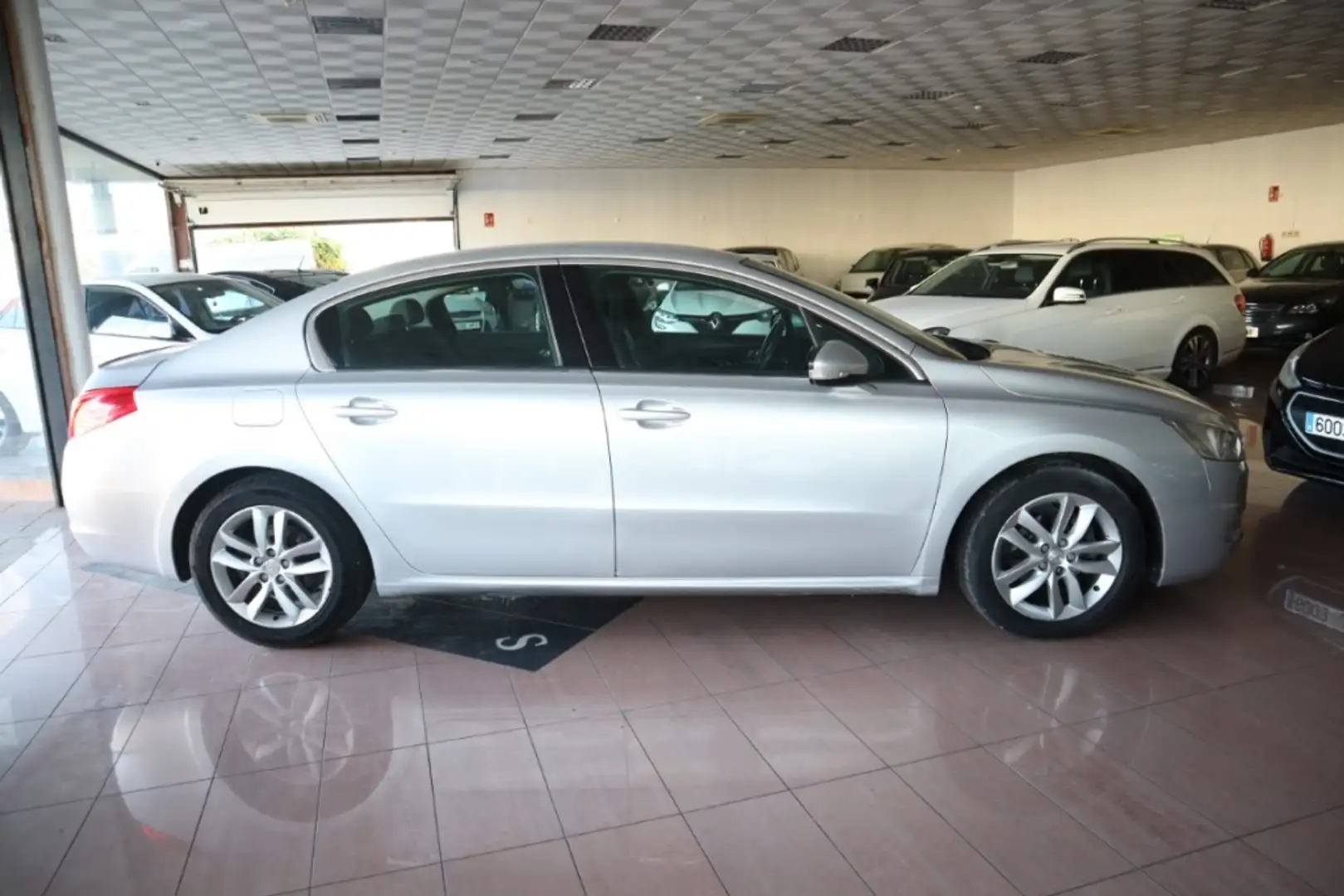 Peugeot 508 2.0HDI Active 140 Azul - 2