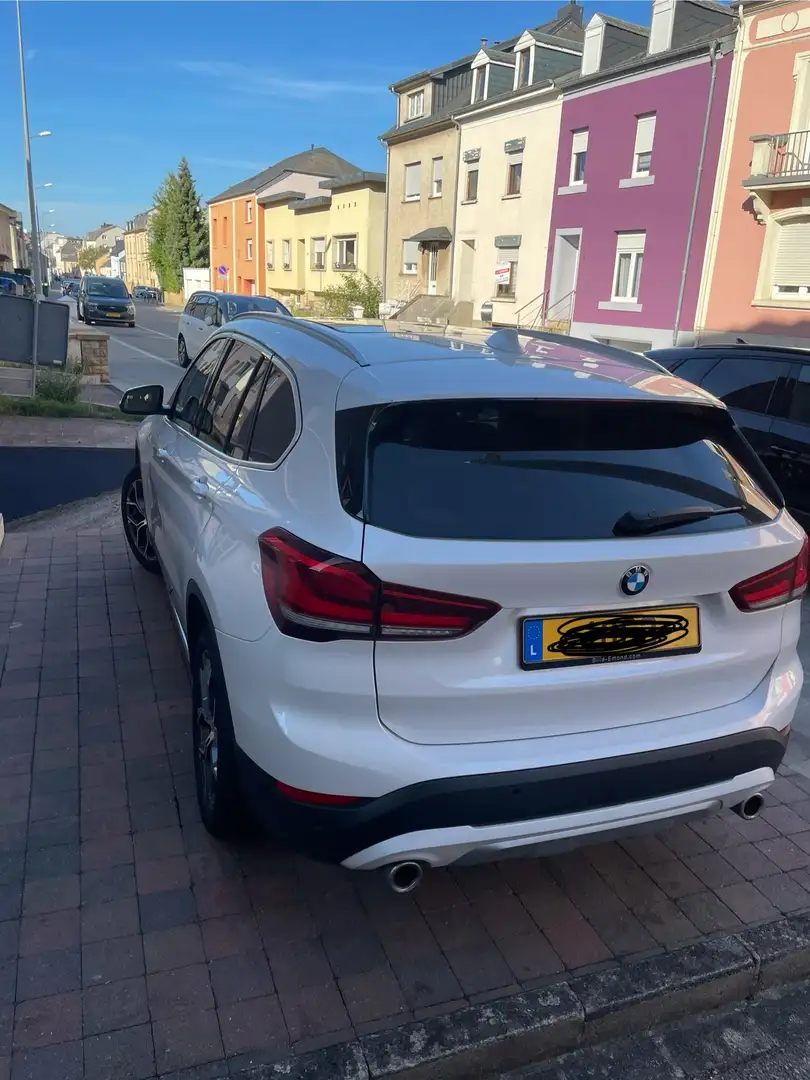 BMW X1 sDrive18d Advantage Blanc - 2