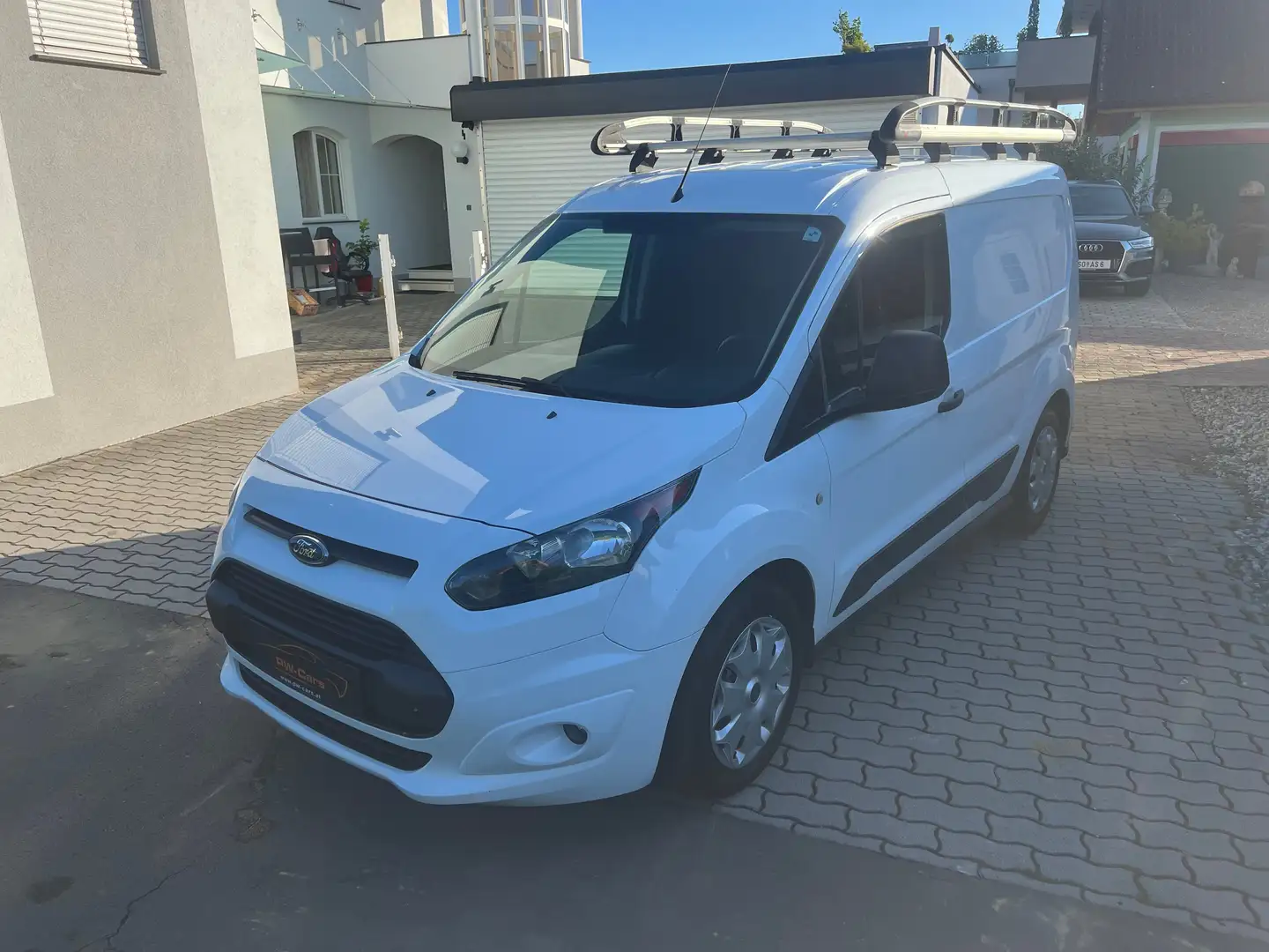 Ford Transit Connect L1 1,5 TDCi Trend KLIMA, FSH, ZR WAPU SERVICE NEU Weiß - 1