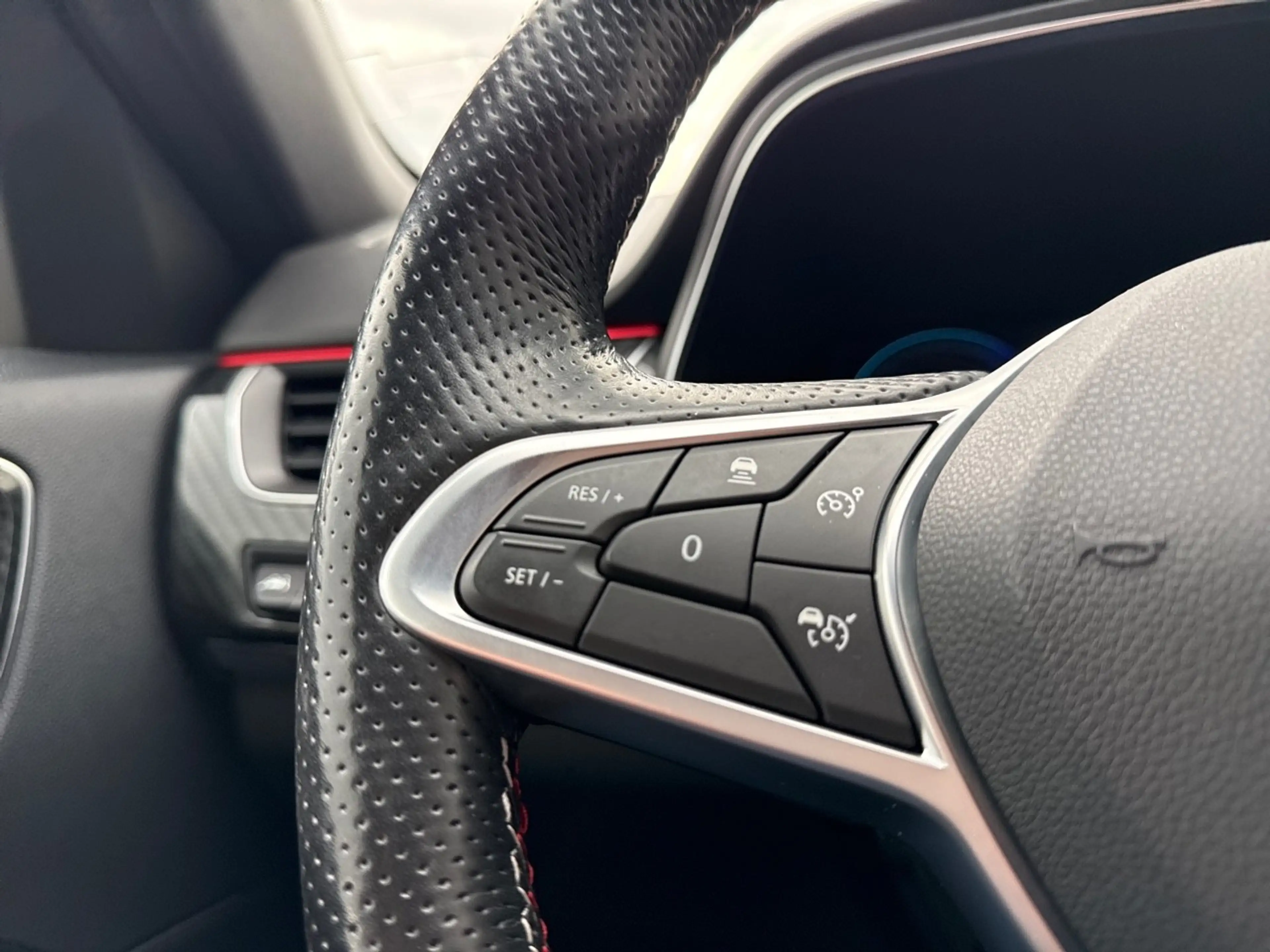 Renault Arkana 1.6 E-Tech Hybrid 145 R.S. Line 360 CAMERA / TREKH — photo 15