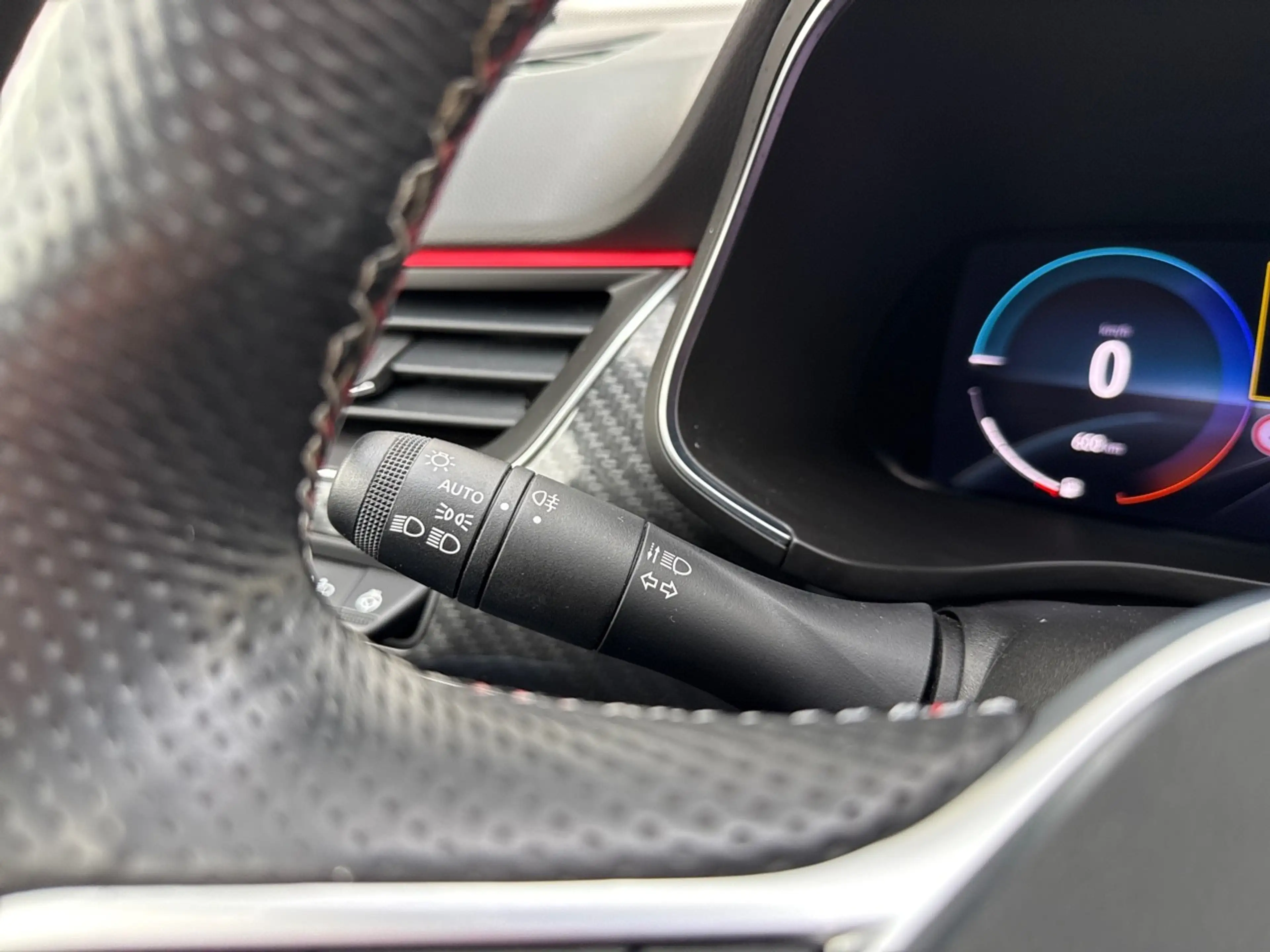 Renault Arkana 1.6 E-Tech Hybrid 145 R.S. Line 360 CAMERA / TREKH — photo 20