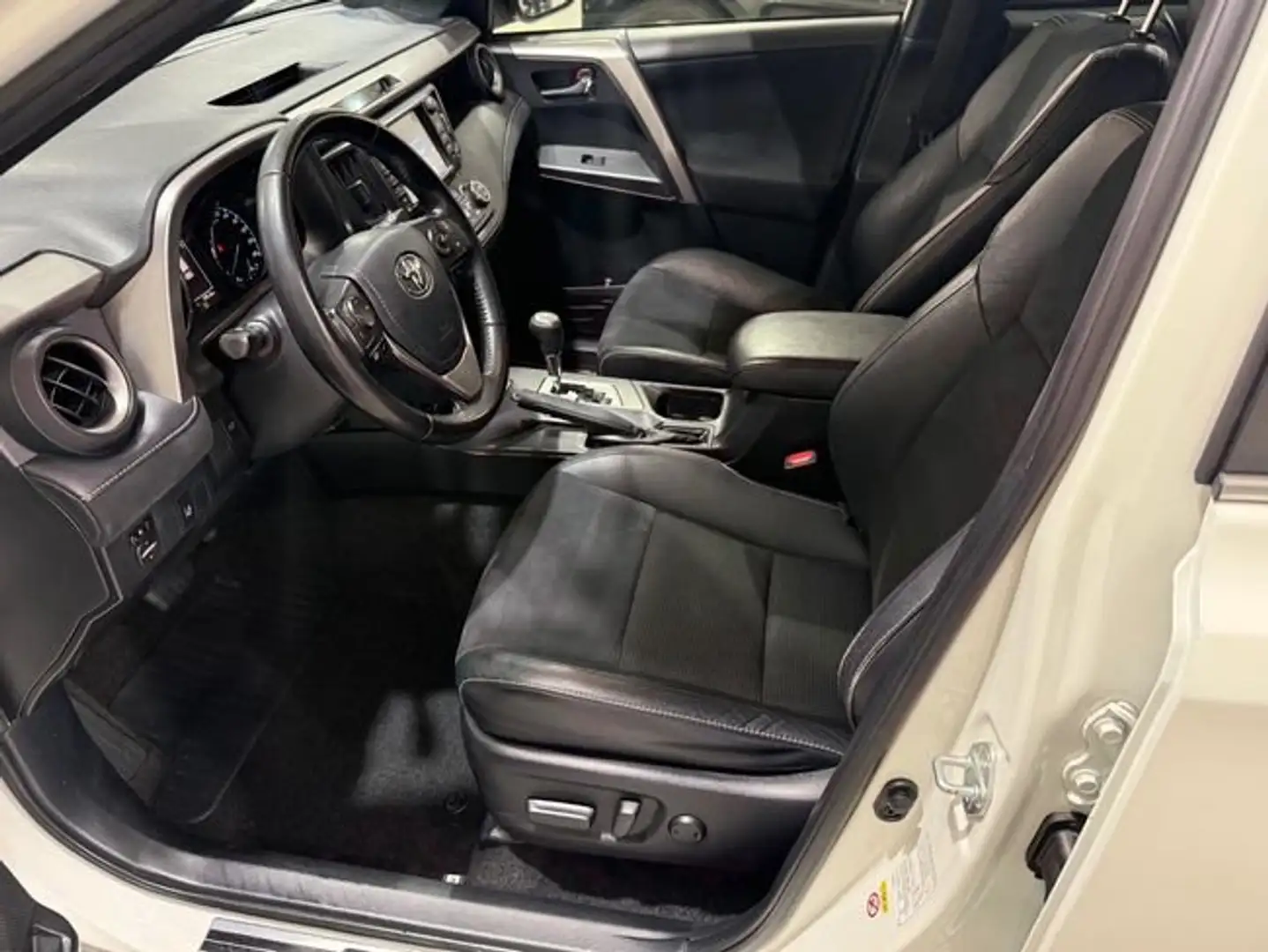 Toyota RAV4 2.5 HYBRID Blanco - 2