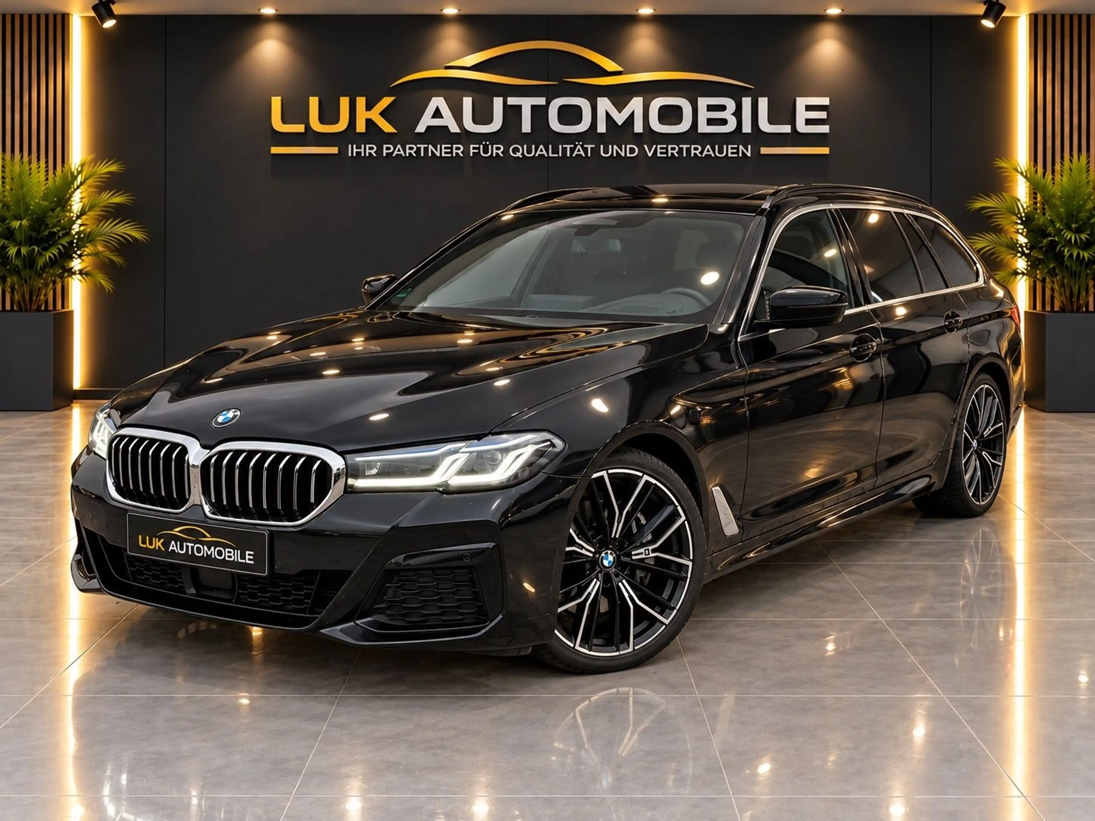 BMW 540 d xDrive M Sport*Individual*SoftCl*Pano*H&K — photo 3
