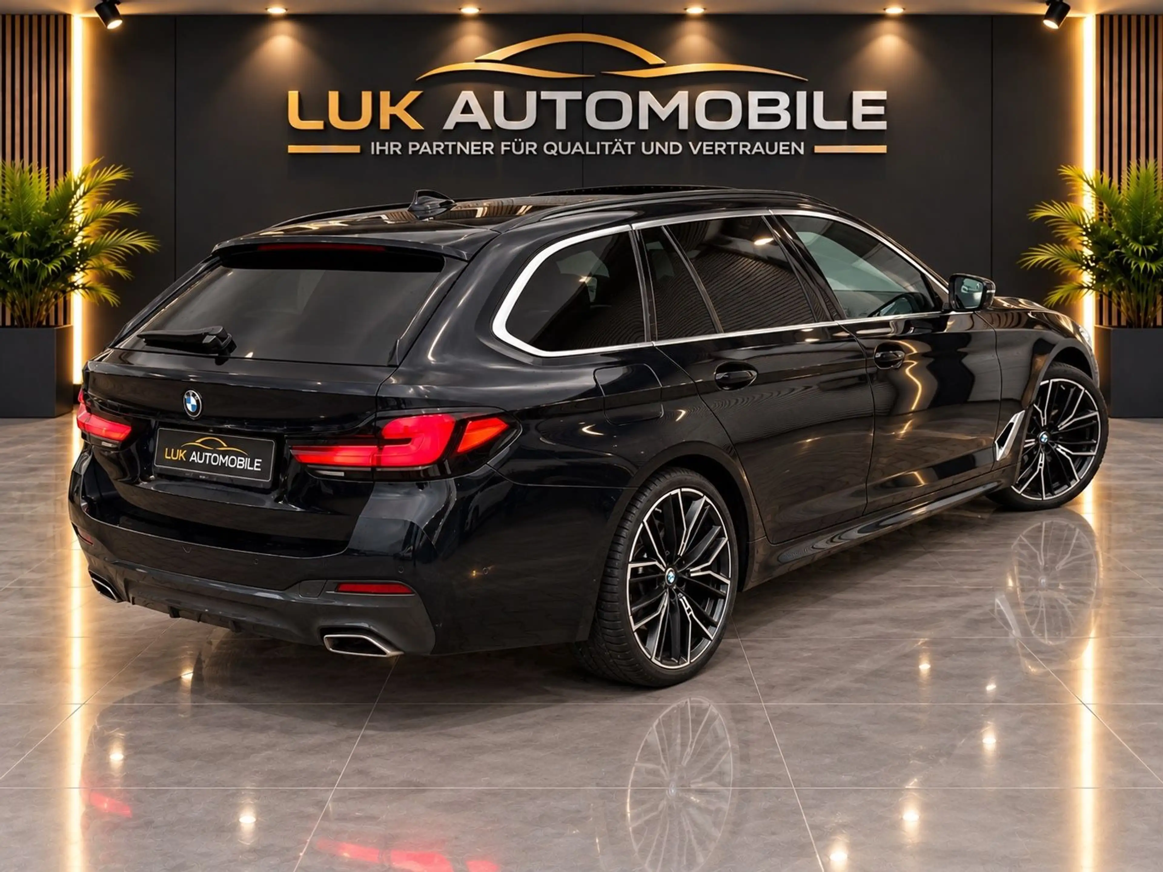 BMW 540 d xDrive M Sport*Individual*SoftCl*Pano*H&K — photo 7
