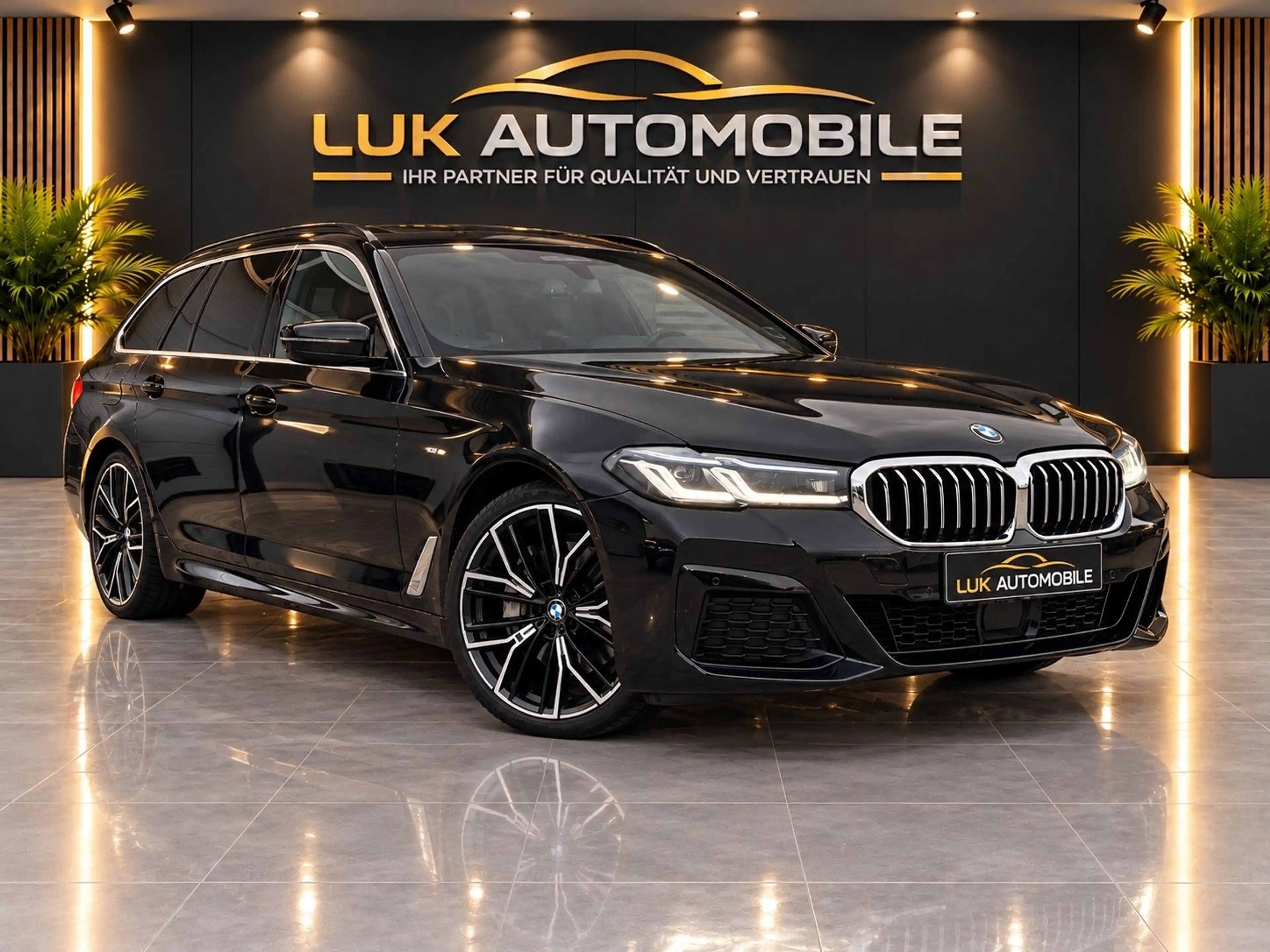 BMW 540 d xDrive M Sport*Individual*SoftCl*Pano*H&K
