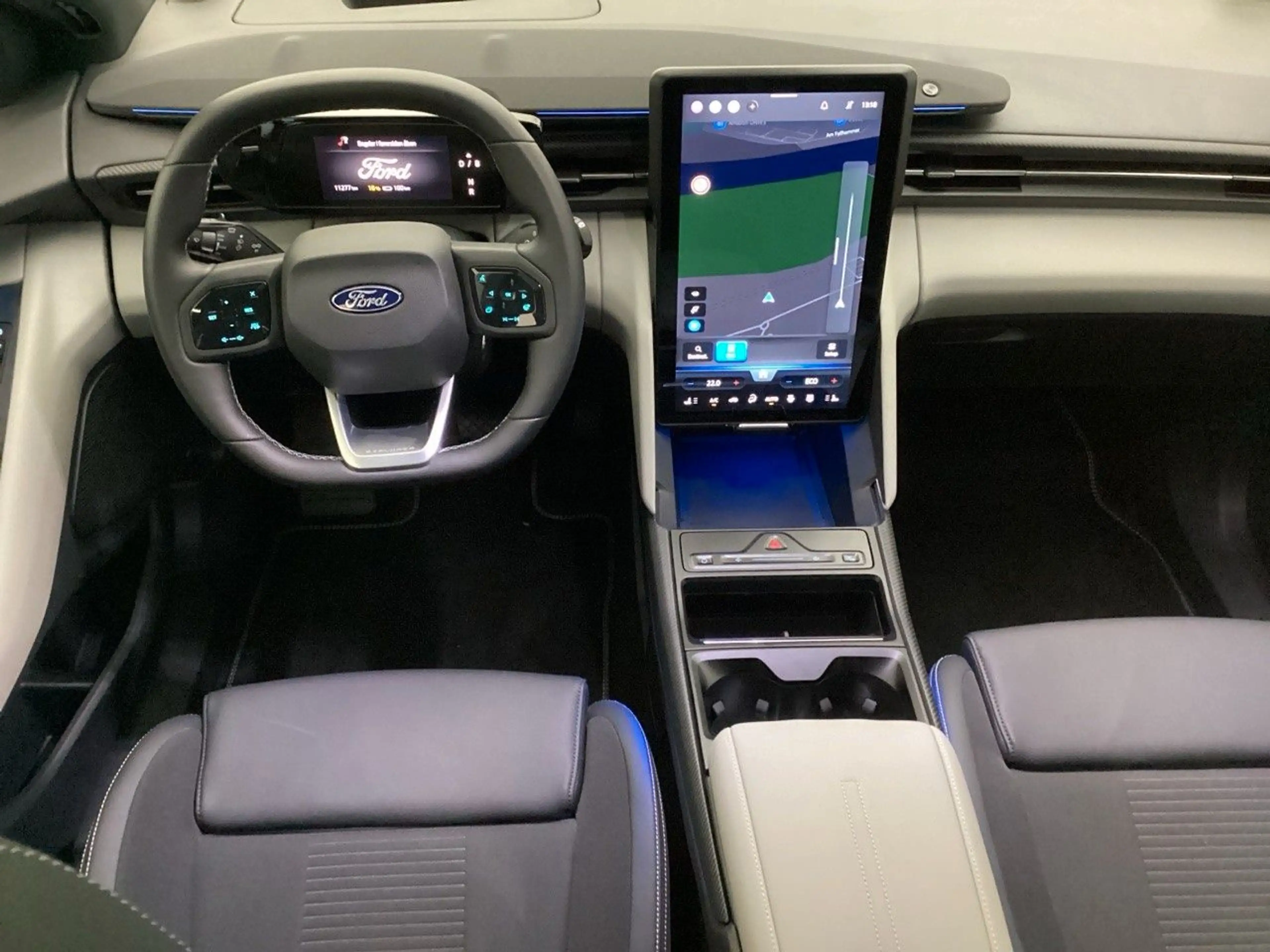 Ford Explorer Premium RWD 77kWh/PANORAMADA/AGR-SITZE/ — photo 4