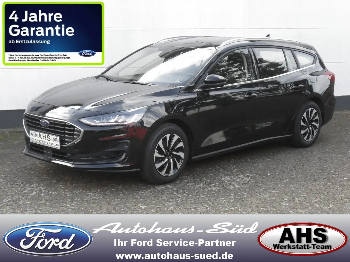 Ford Focus Turnier Titanium Schwarz - 1