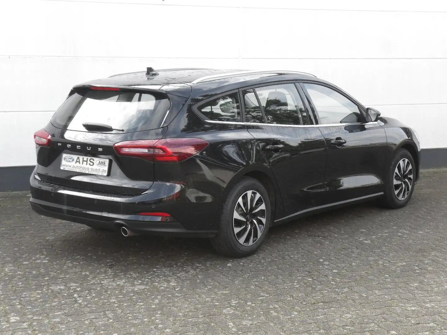 Ford Focus Turnier Titanium Schwarz - 2