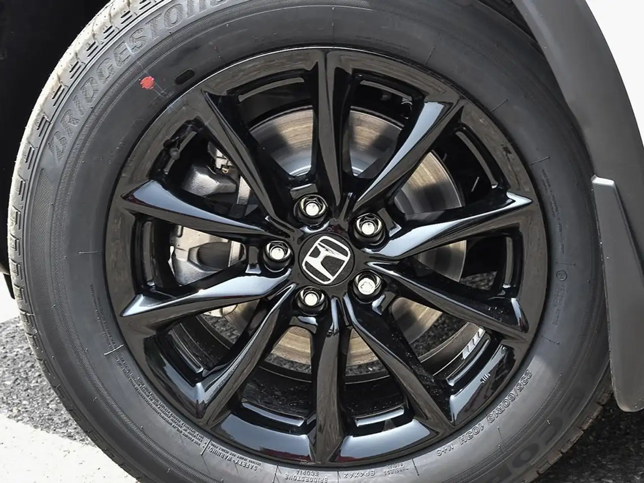 Honda CR-V photo Honda CR-V