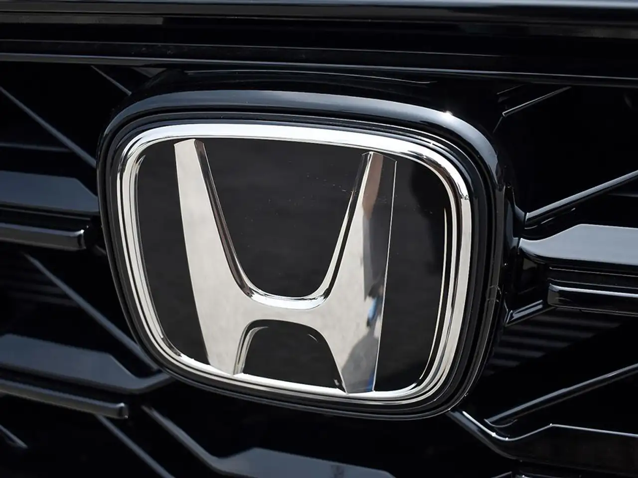Honda CR-V photo Honda CR-V