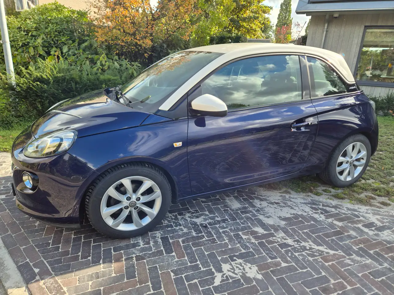 Opel Adam