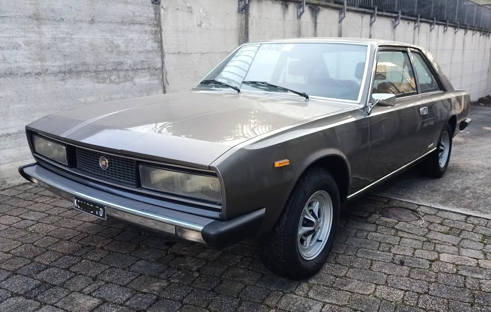 Fiat 130 Coupe' Automatic Gri - 2