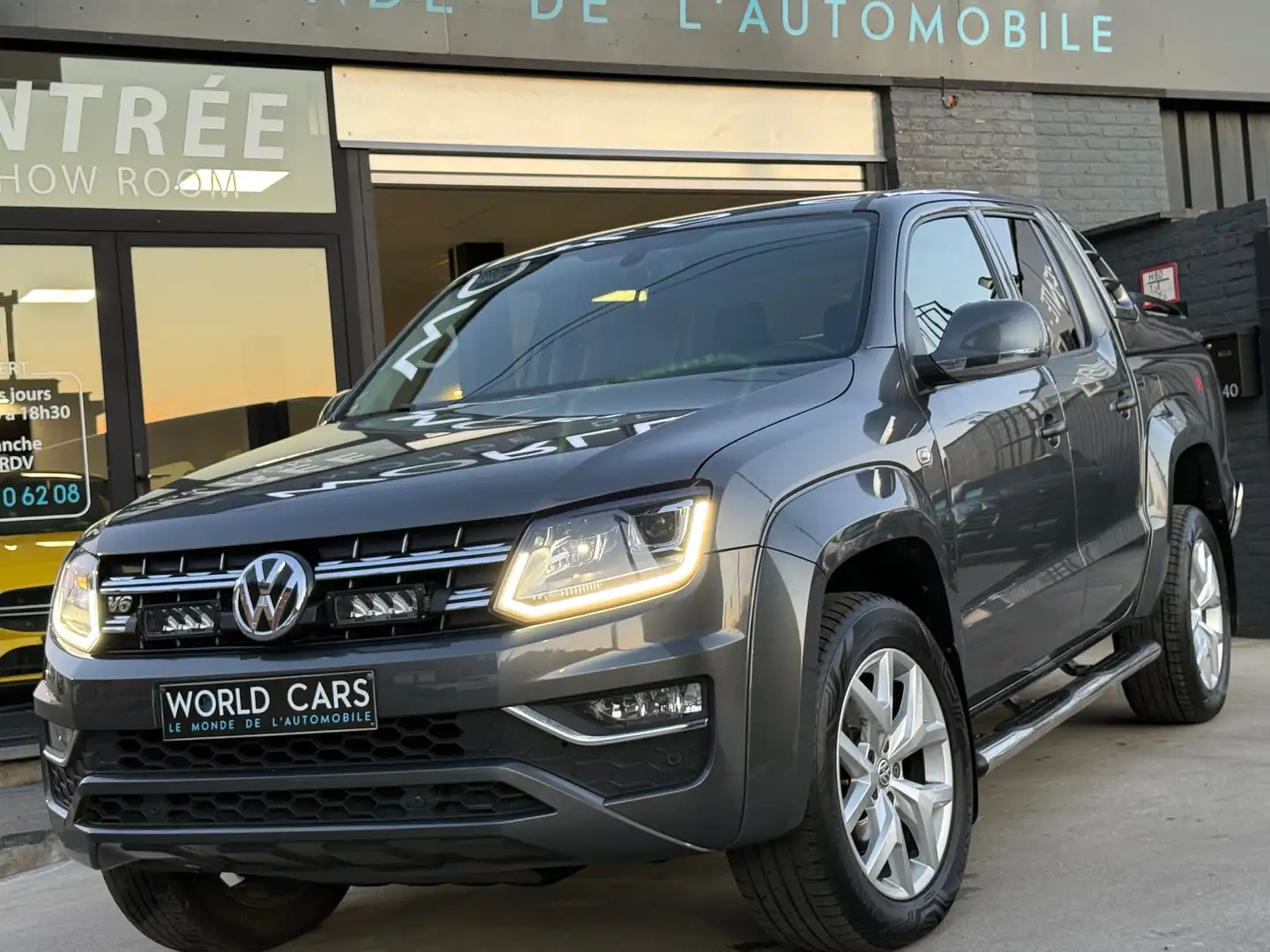 Volkswagen Amarok 3.0TDi V6 4MOTION TVAC*BTWIN NAVI CAMERA FULL OP Gris - 1