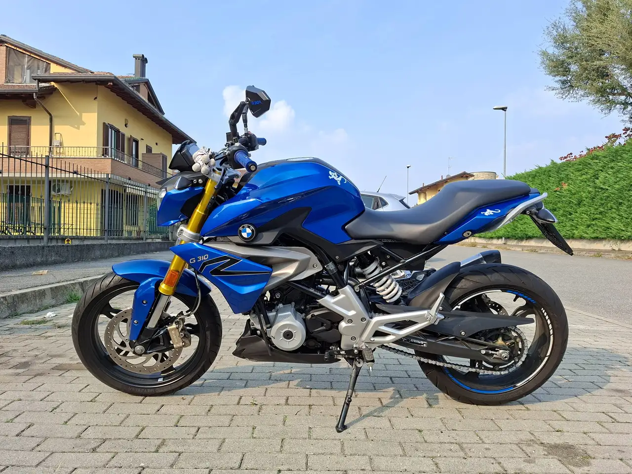 BMW G 310 R